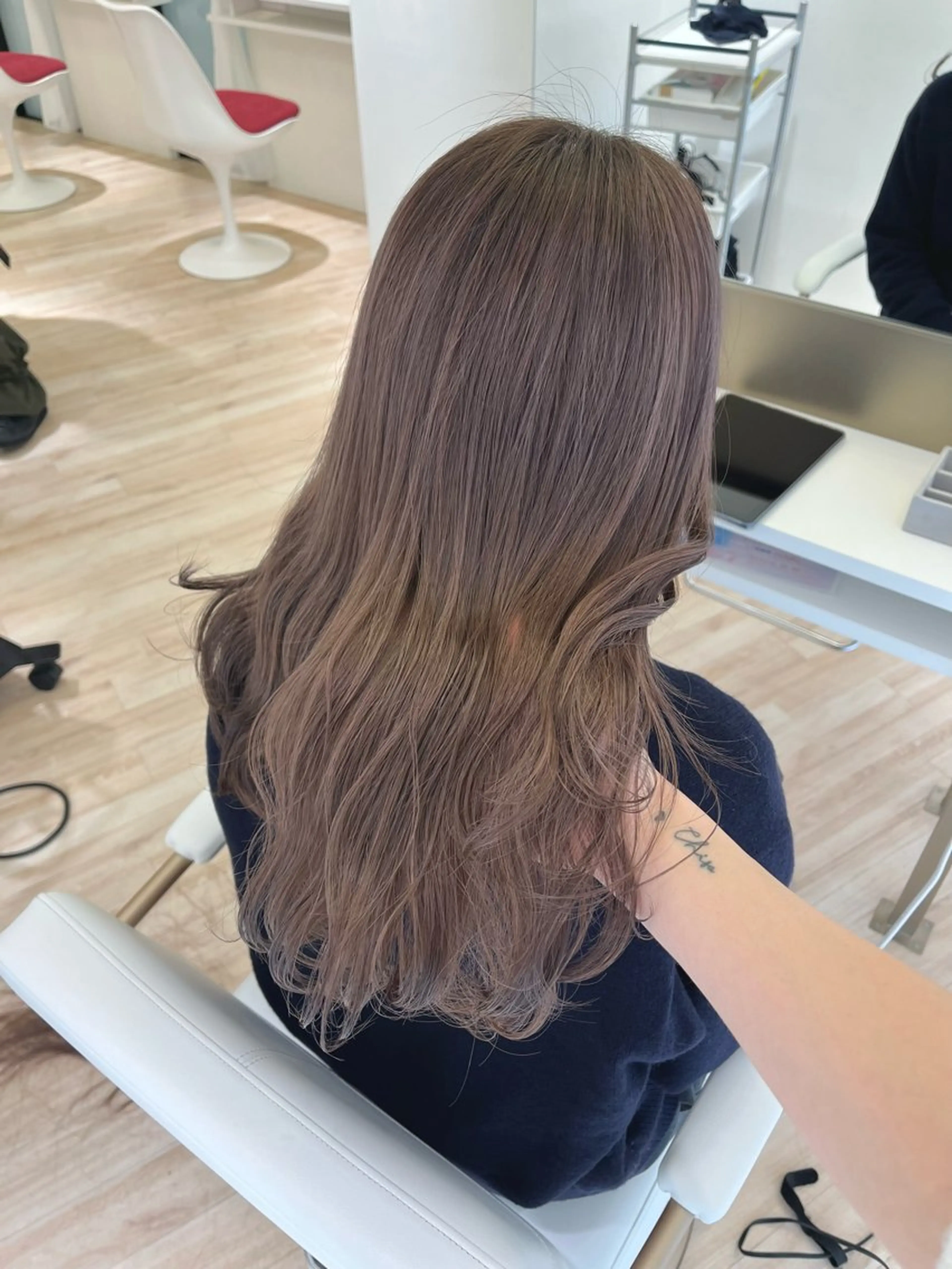 セミロング カラー GOODDAY ヘアサロンのヘアスタイル