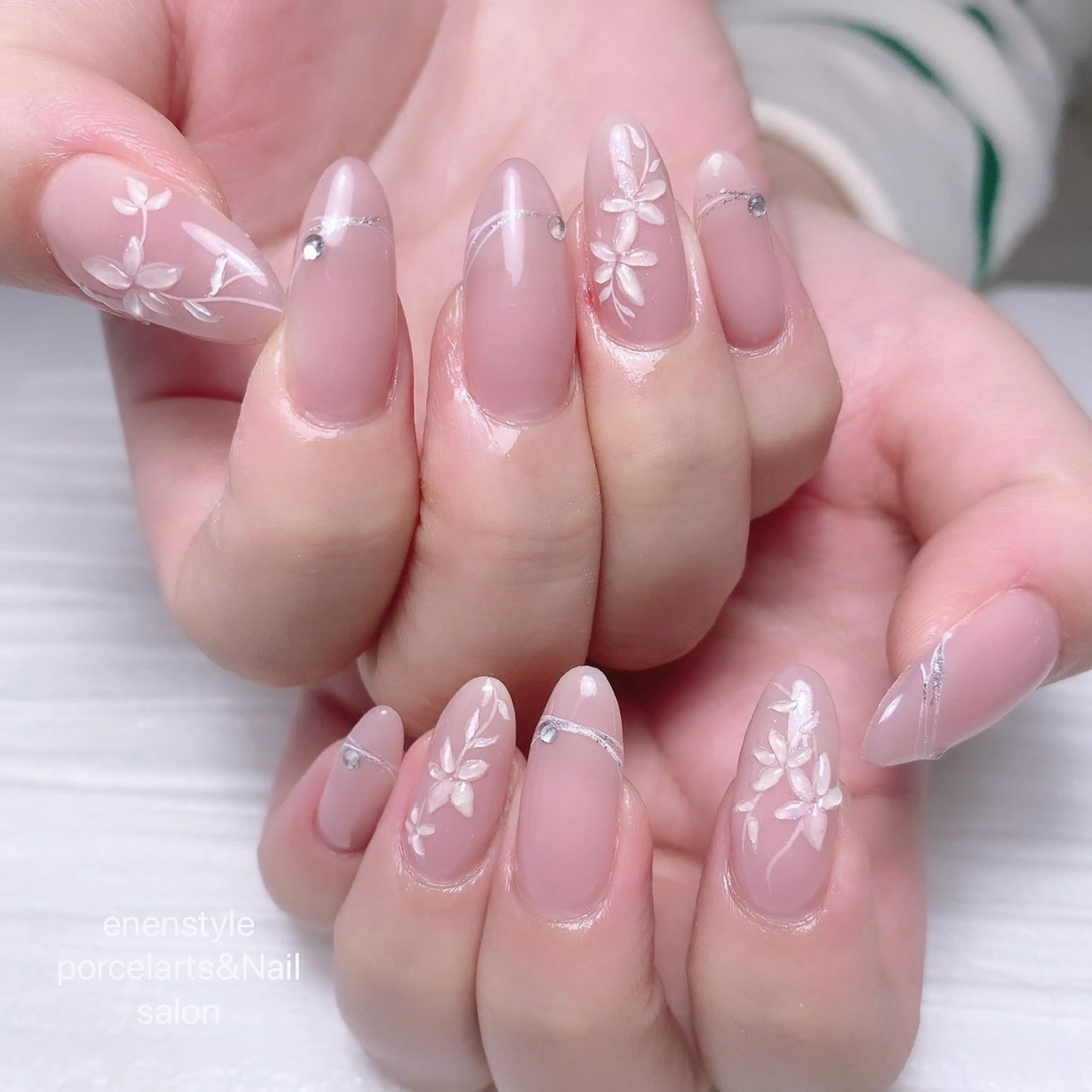 ネイル 👑enen style👑のネイルデザイン