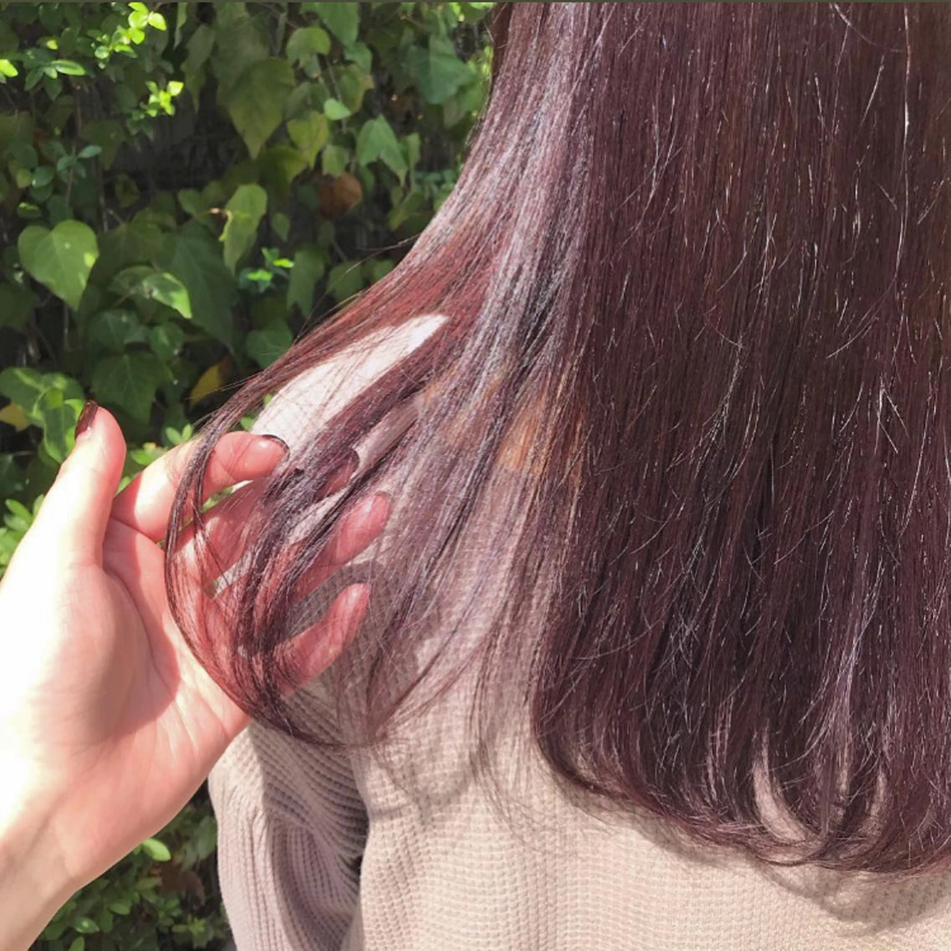 ロング カラー パーマ ヘアアレンジ アッシュ ベージュカラー デザインカラー イヤリングカラー グラデーションカラー 髪質改善🫧ベージュ 椙山 響のヘアスタイル