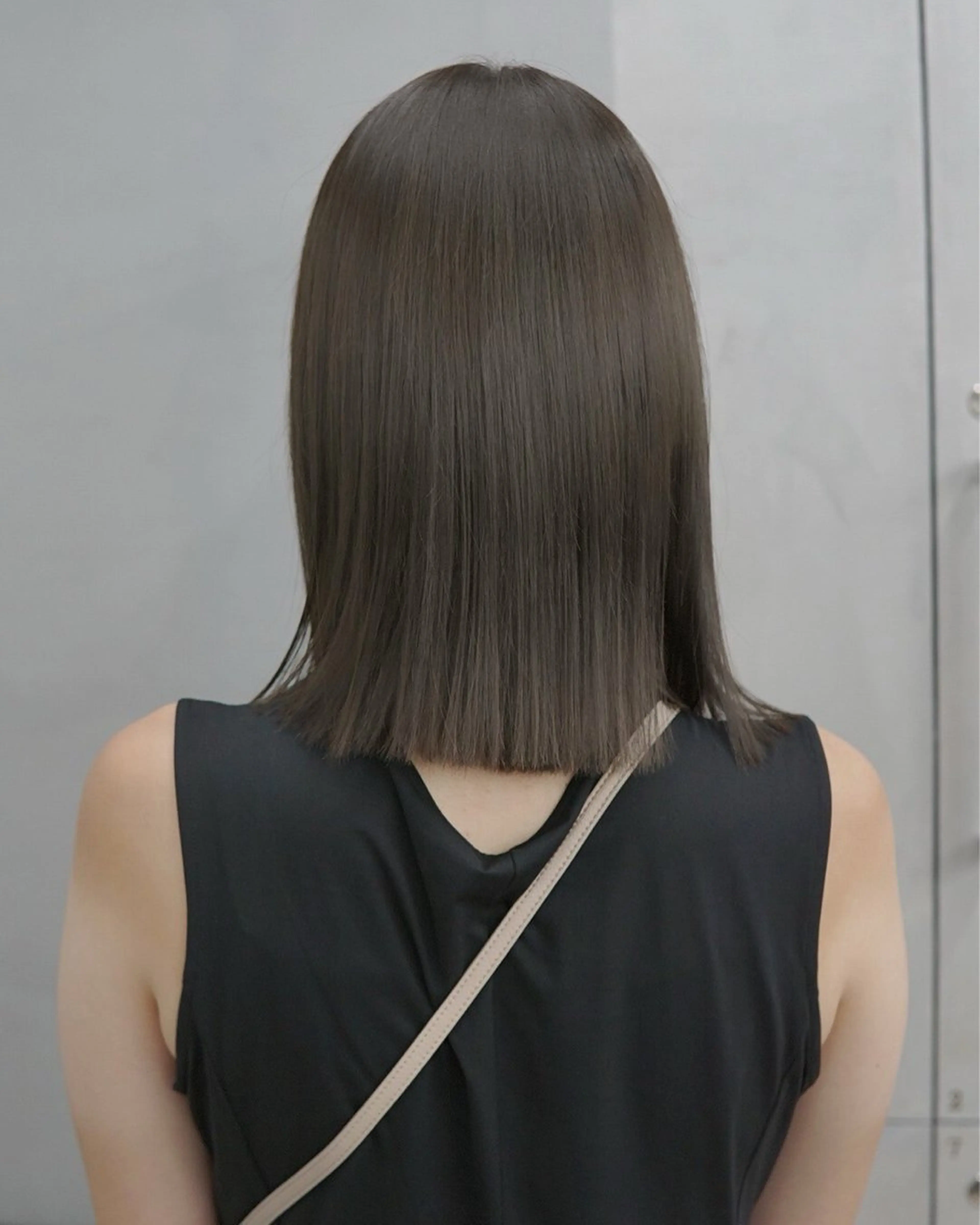 カラー navile 銀座 角田 龍太のヘアスタイル