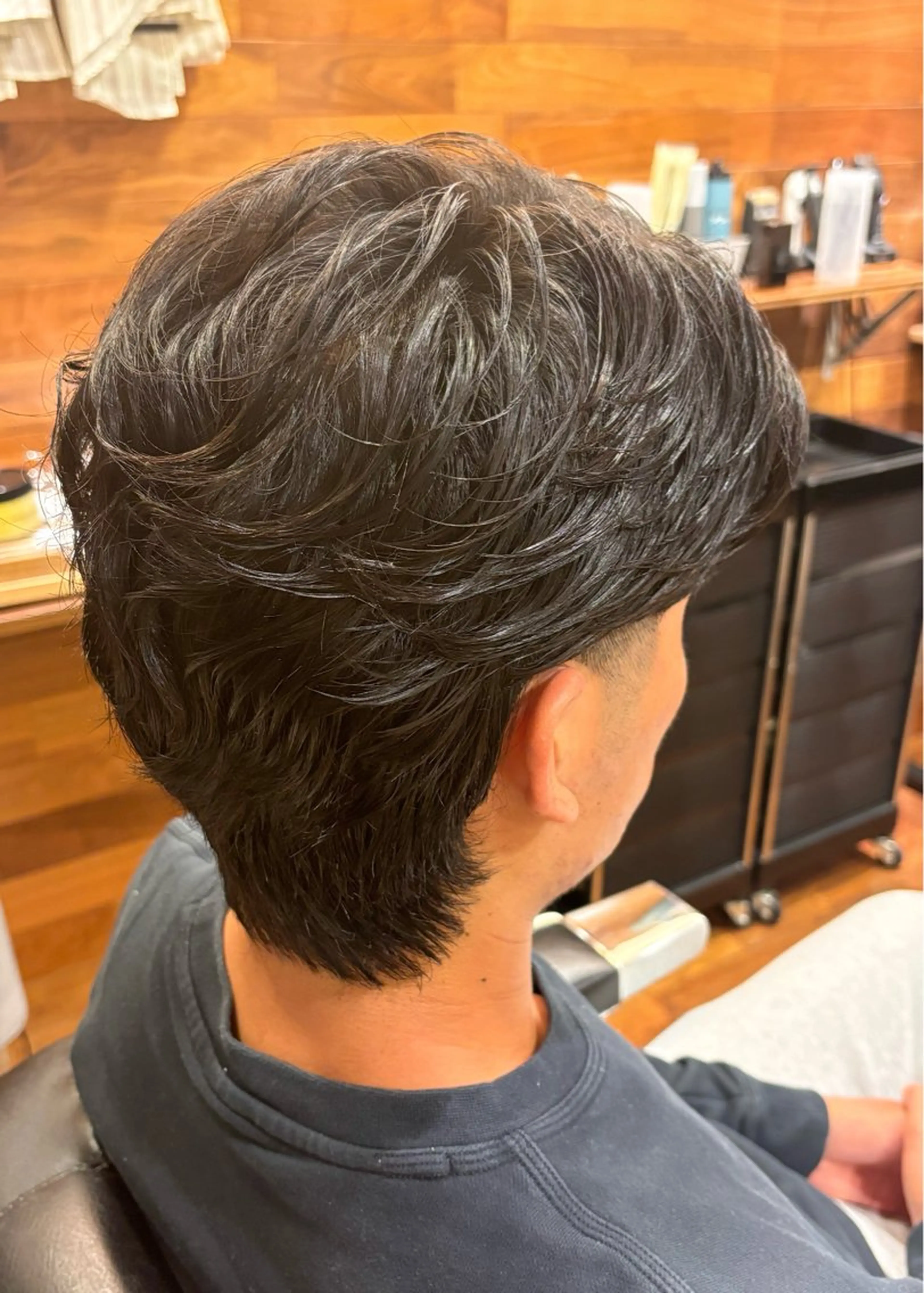 ショート パーマ メンズ フェザーパーマ メンズパーマ メンズウルフカット ウルフカット カット パーマ DAD　BARBERSHOP所属・三宮メンズカット ヨシイッキのヘアスタイル