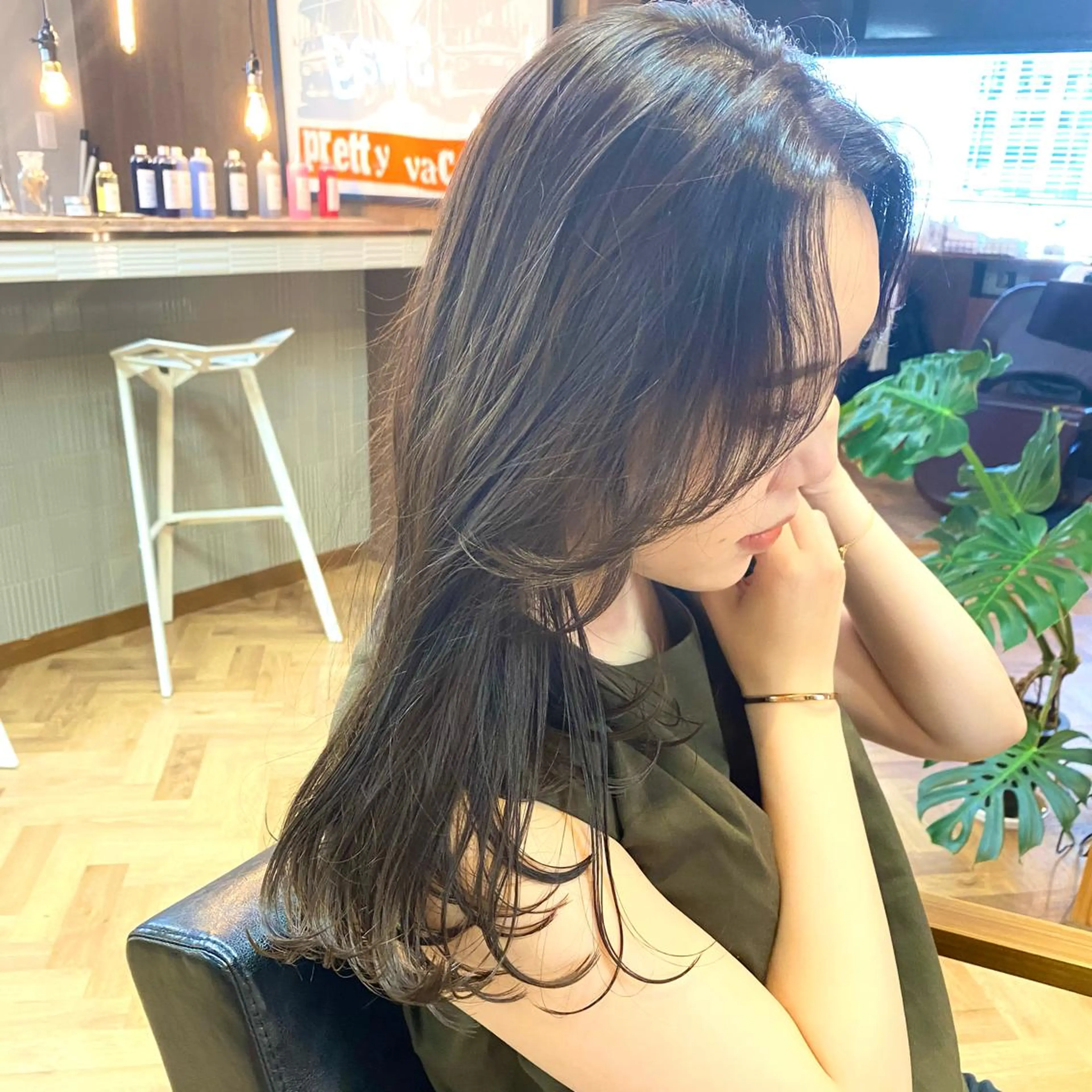 セミロング カラー パーマ ヘアアレンジ メンズ キッズ ネイル マツエク・マツパ EMANON梅田店所属・前川 朋香のヘアスタイル
