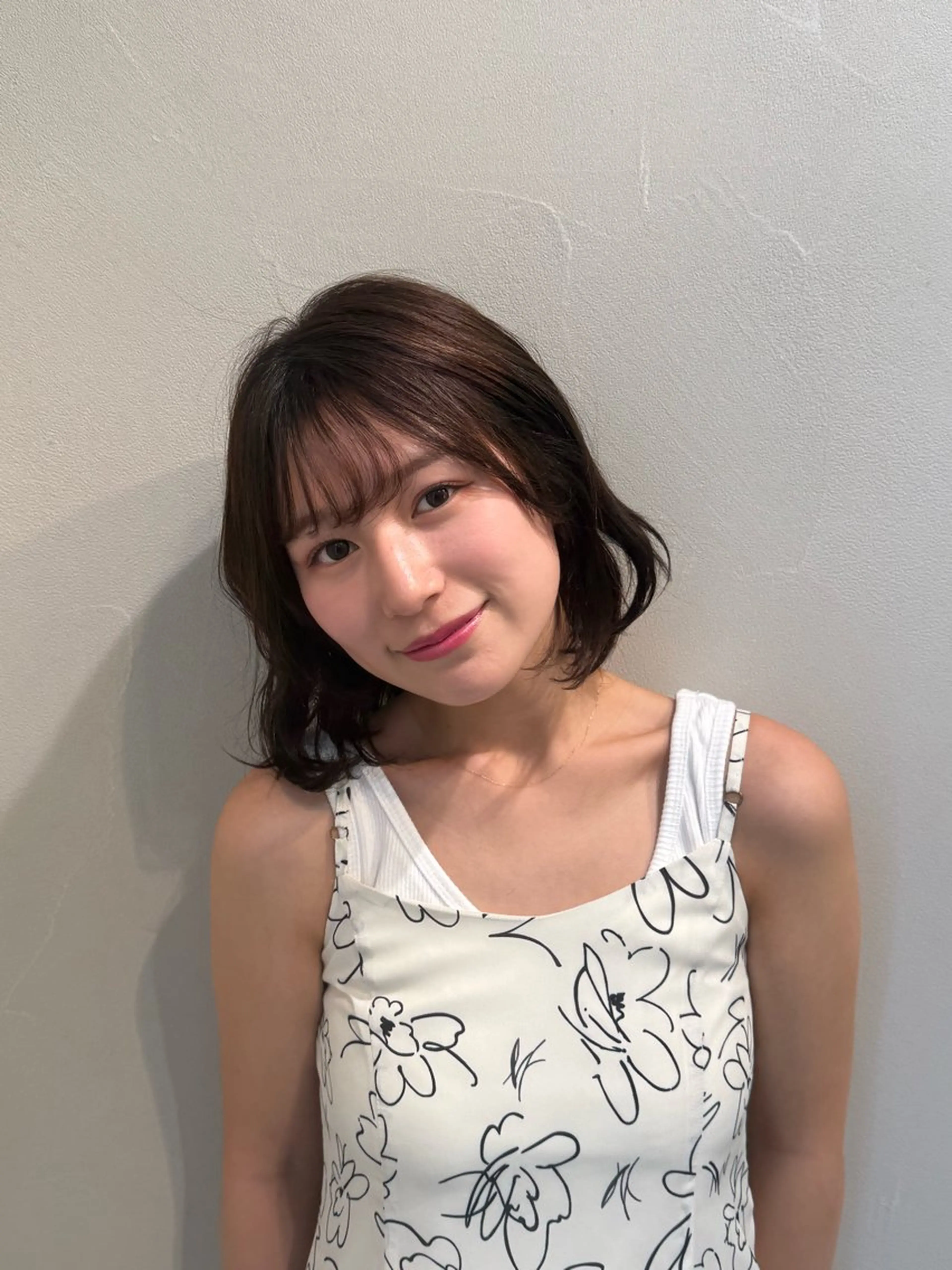 ミディアム 中村 紫乃のヘアスタイル