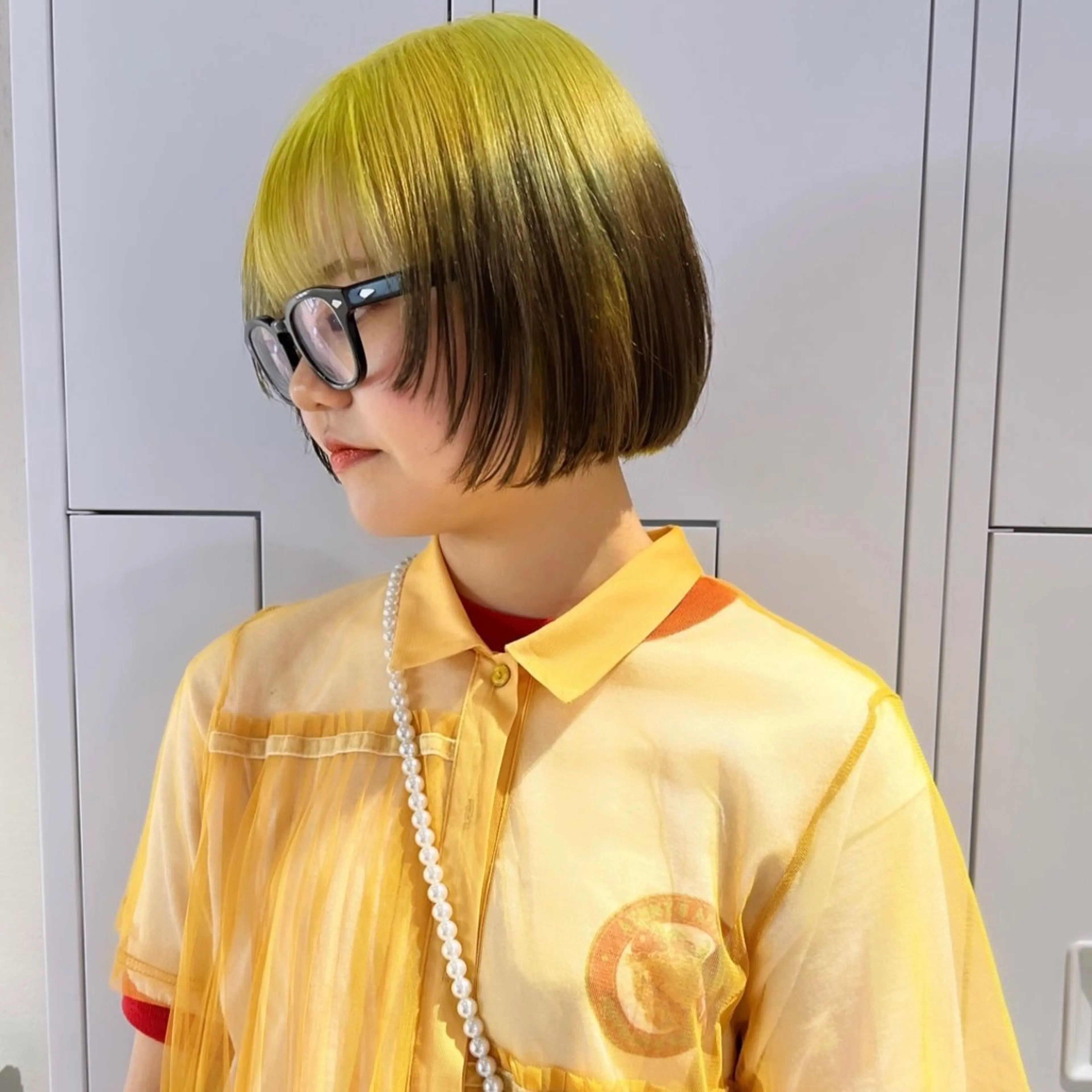 ショート カラー ブリーチ ケアブリーチ ダブルカラー イヤリングカラー ハイトーンカラー カット ヘアカラー トリートメント 心斎橋ダブルカラー ボブ/レイヤーのヘアスタイル