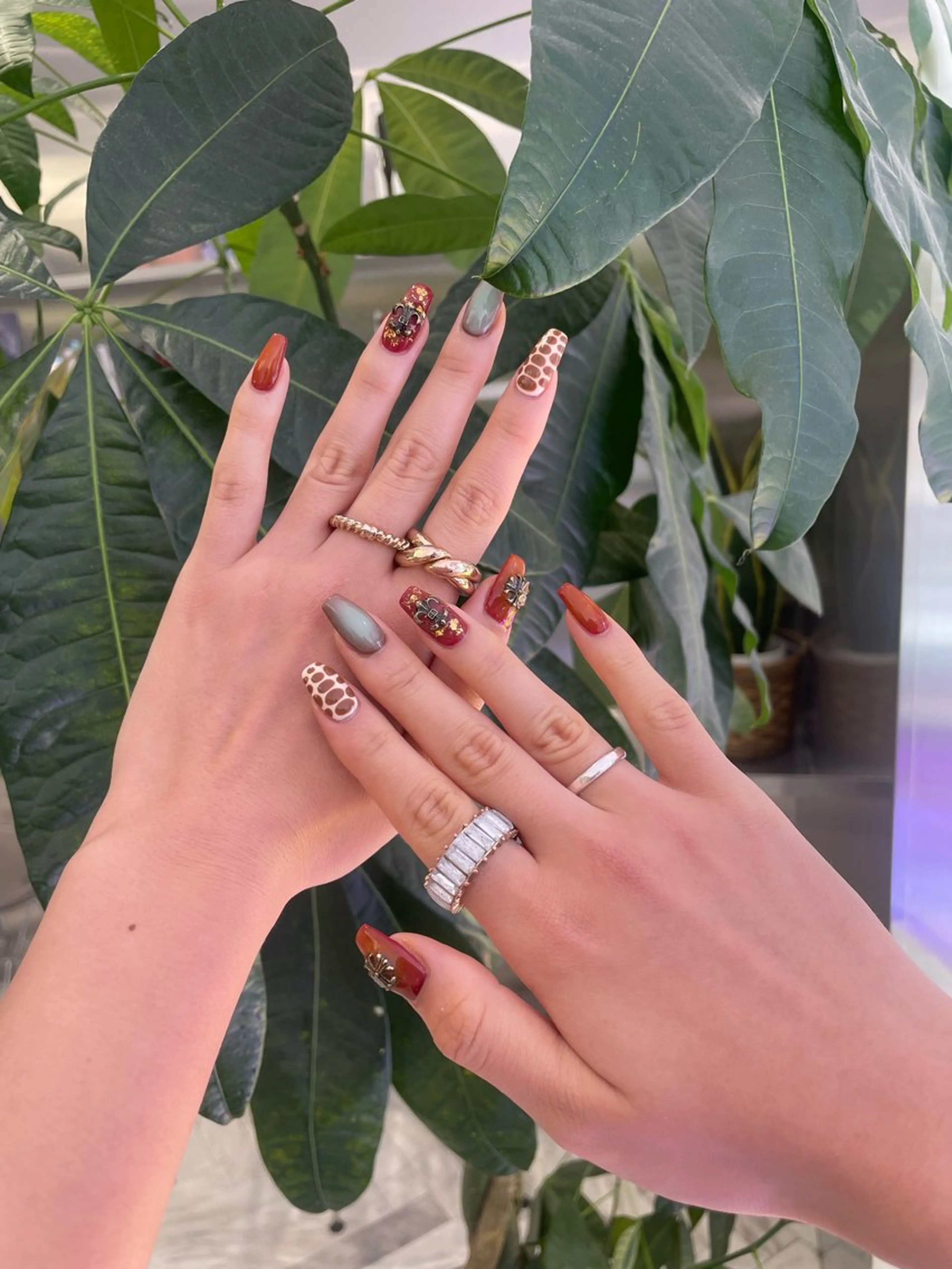 ネイル クルミ/ 💕ワンホンネイルのネイルデザイン