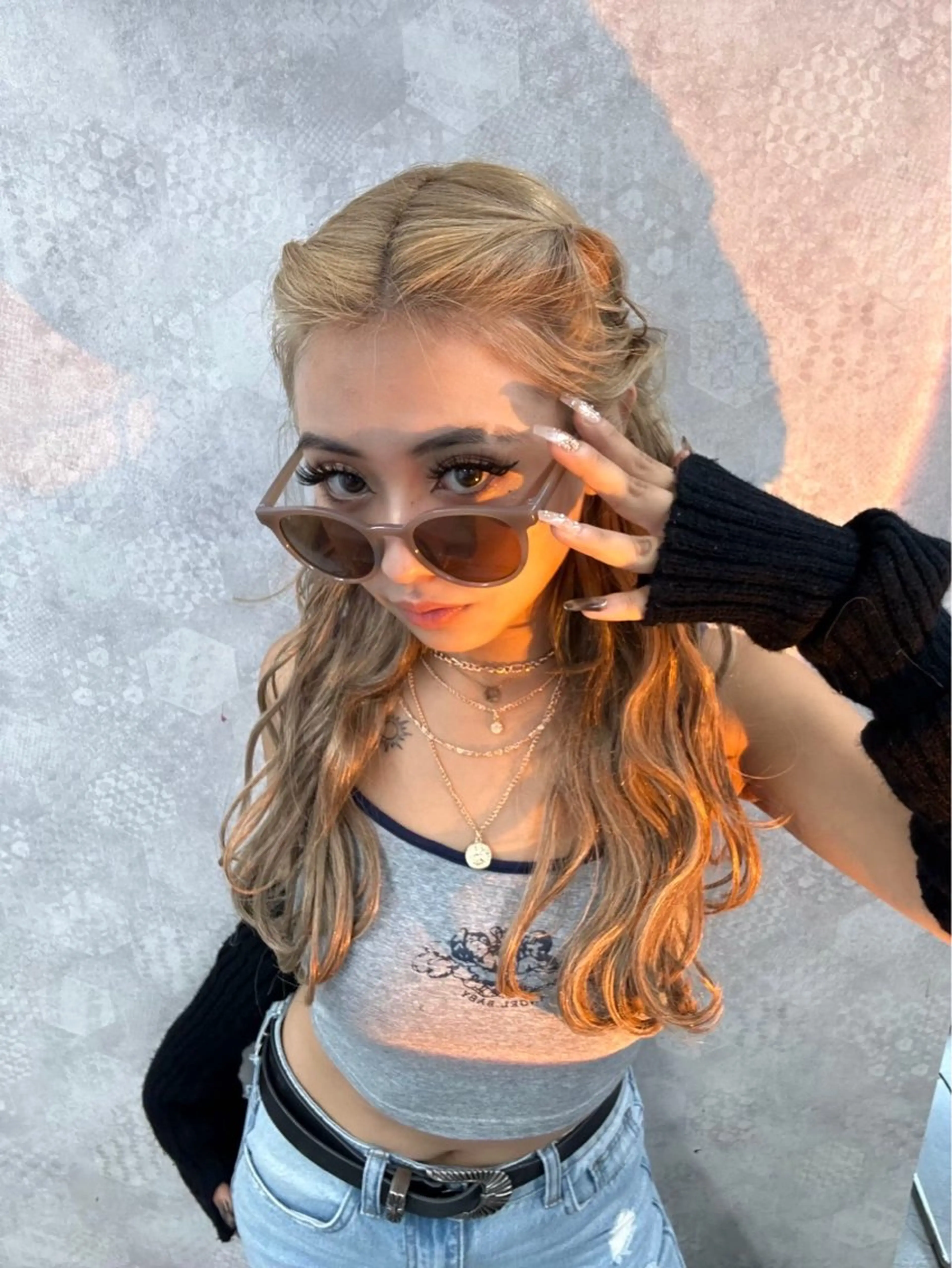 ロング カラー ブリーチ ケアブリーチ ダブルカラー ハイトーンカラー メンズウルフ🐺♡ ピンク♡ヘアメ🎀のヘアスタイル