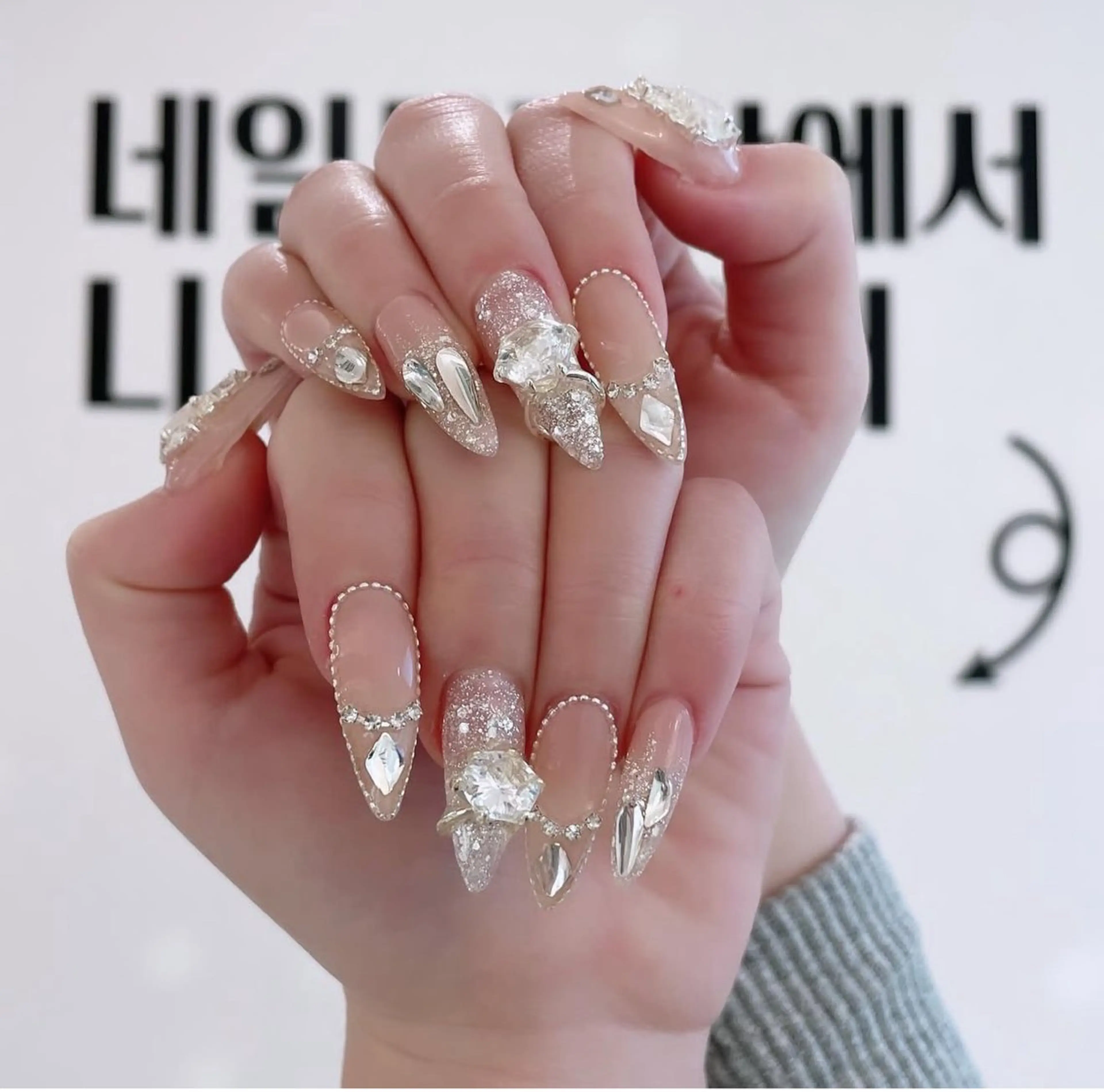 ネイル アートネイル ジェルネイル ネイルチップ ハンドネイル Rin Rin TA Nailのネイルデザイン