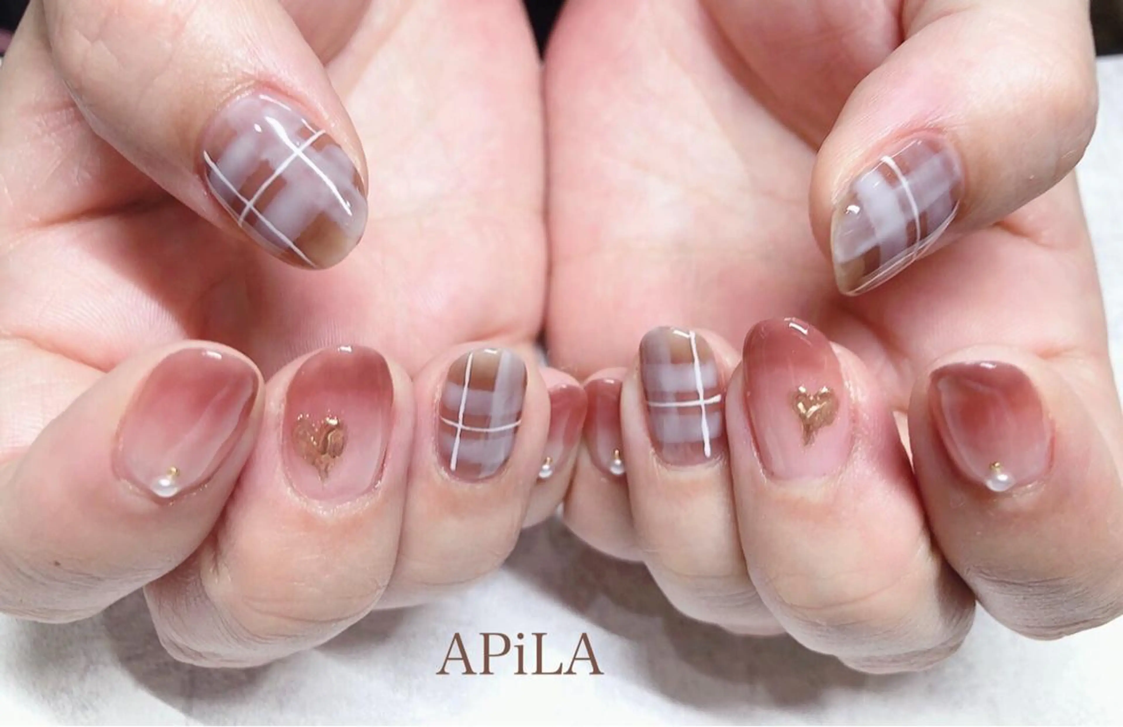ネイル APiLA 甲斐田のネイルデザイン