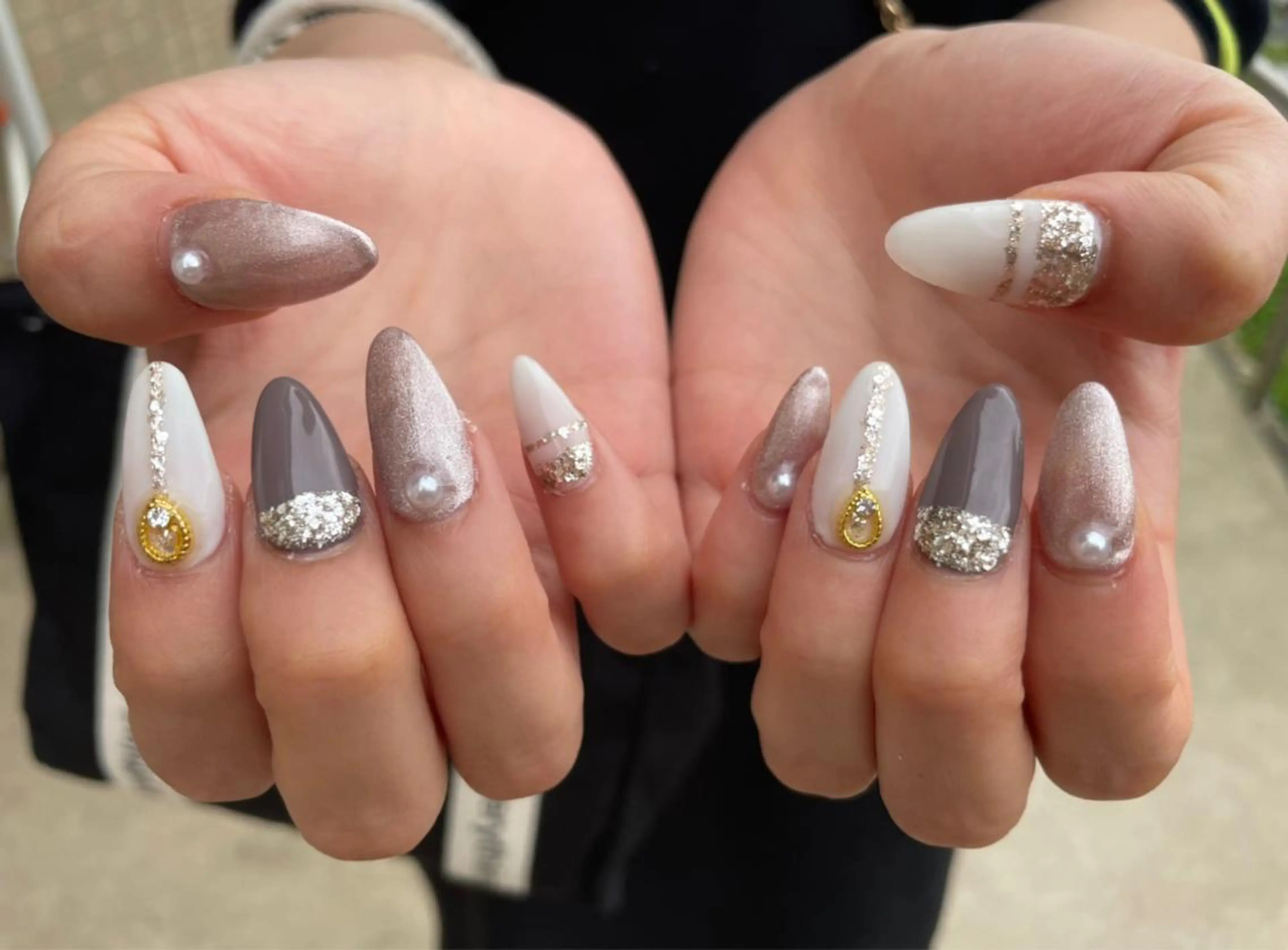 ネイル 長さ出し マグネットネイル ニュアンスネイル Nail salon Betty❤︎のネイルデザイン