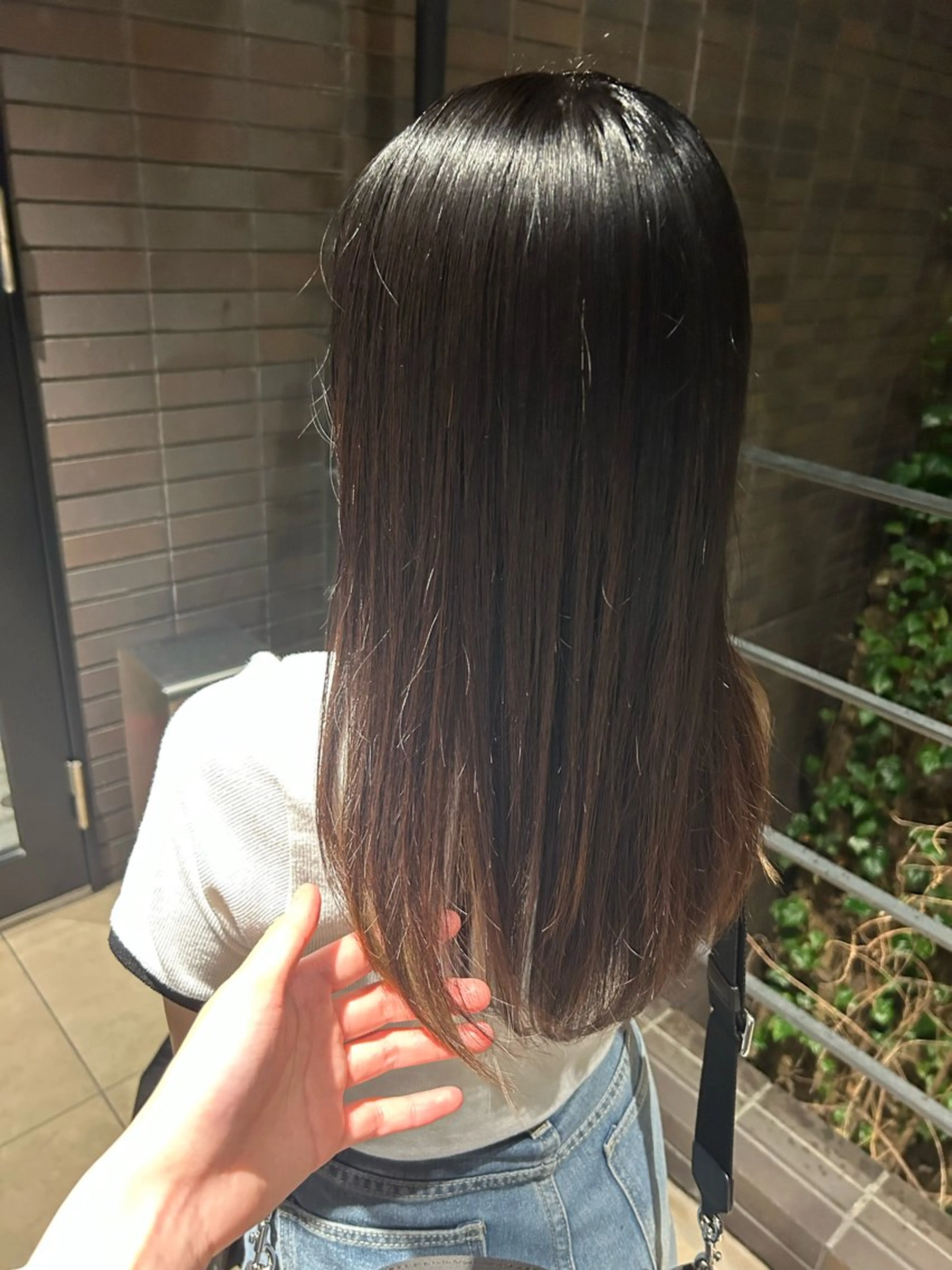 ロング カット 縮毛•ハイトーン Runaのヘアスタイル