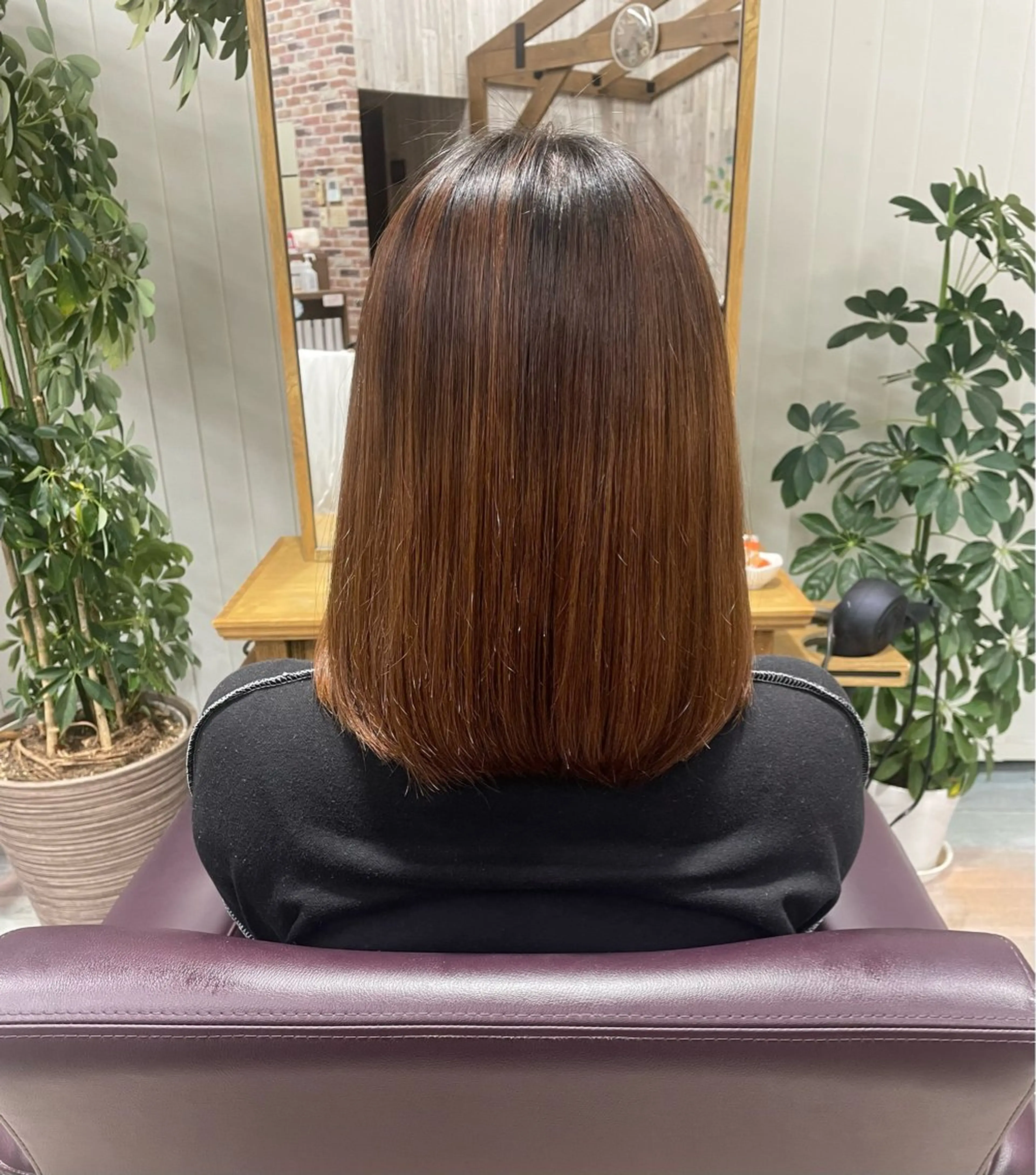 ミディアム 縮毛矯正 トリートメント シミズ カエデ🍁のヘアスタイル