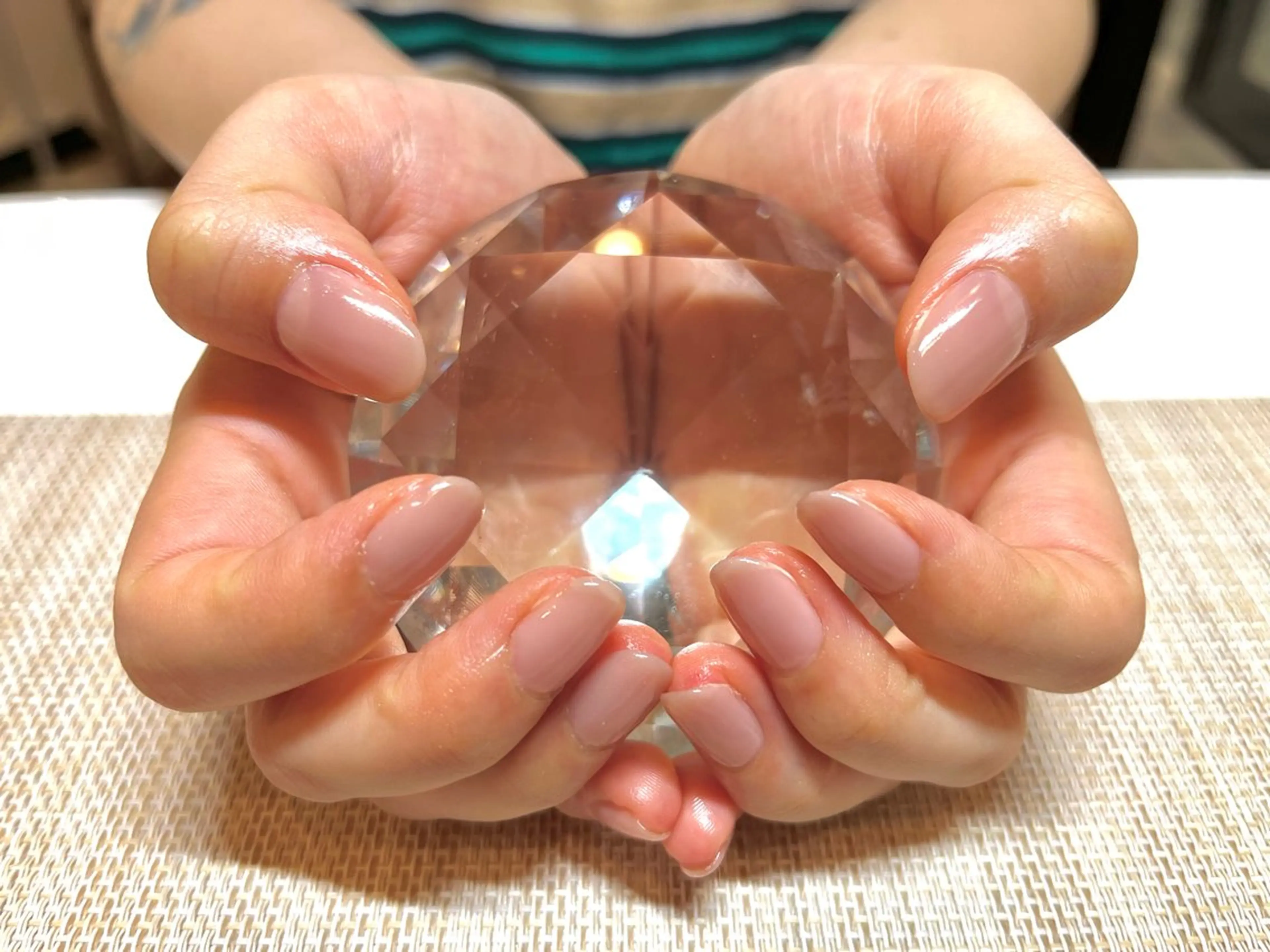 ネイル オフィスネイル ワンカラーネイル パープル シンプルネイル ハンドネイル N's Nailのネイルデザイン