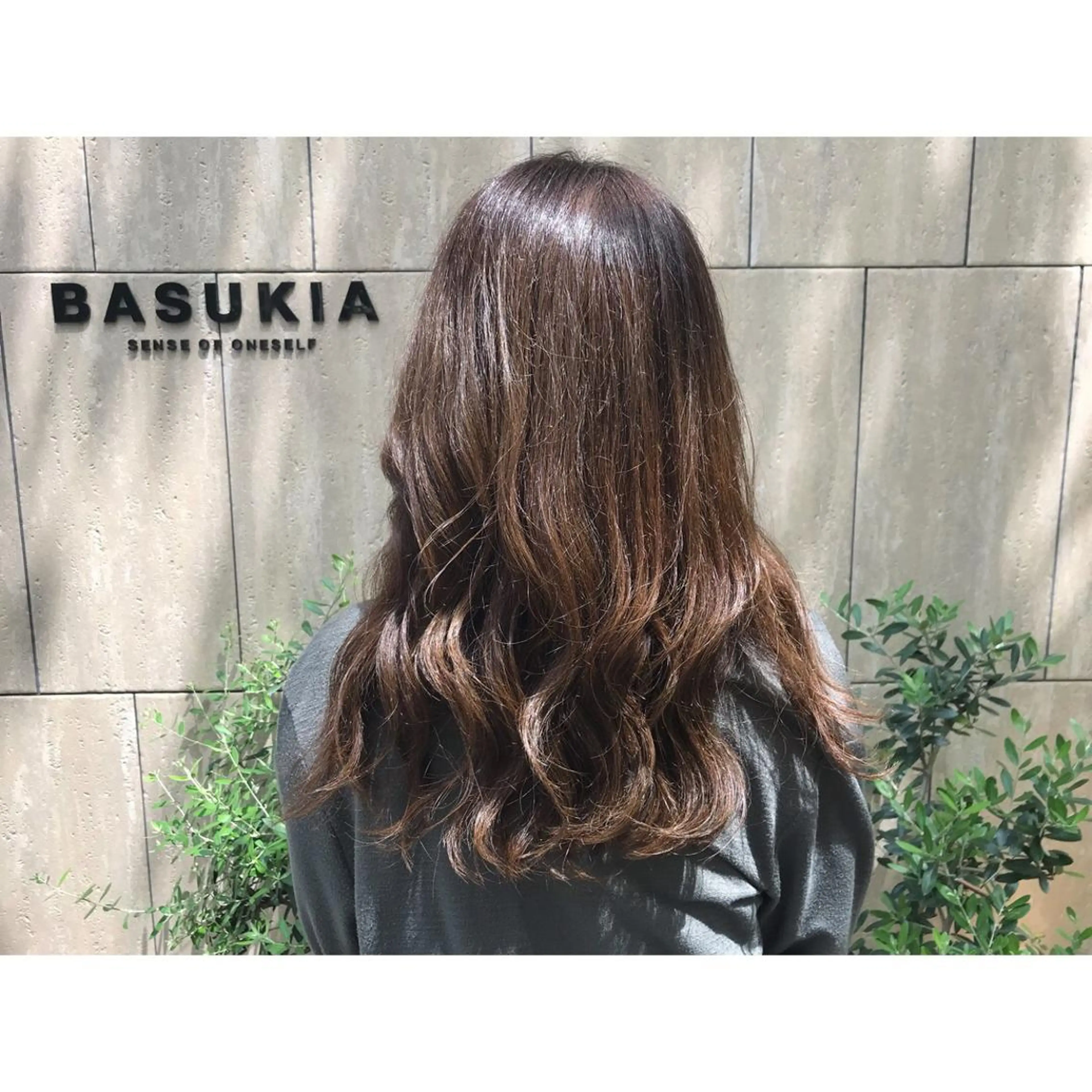 セミロング カラー BASUKIA 西宮 甲子園口所属・𝙢𝙚𝙣'𝙨 𝙝𝙖𝙞𝙧高津のヘアスタイル
