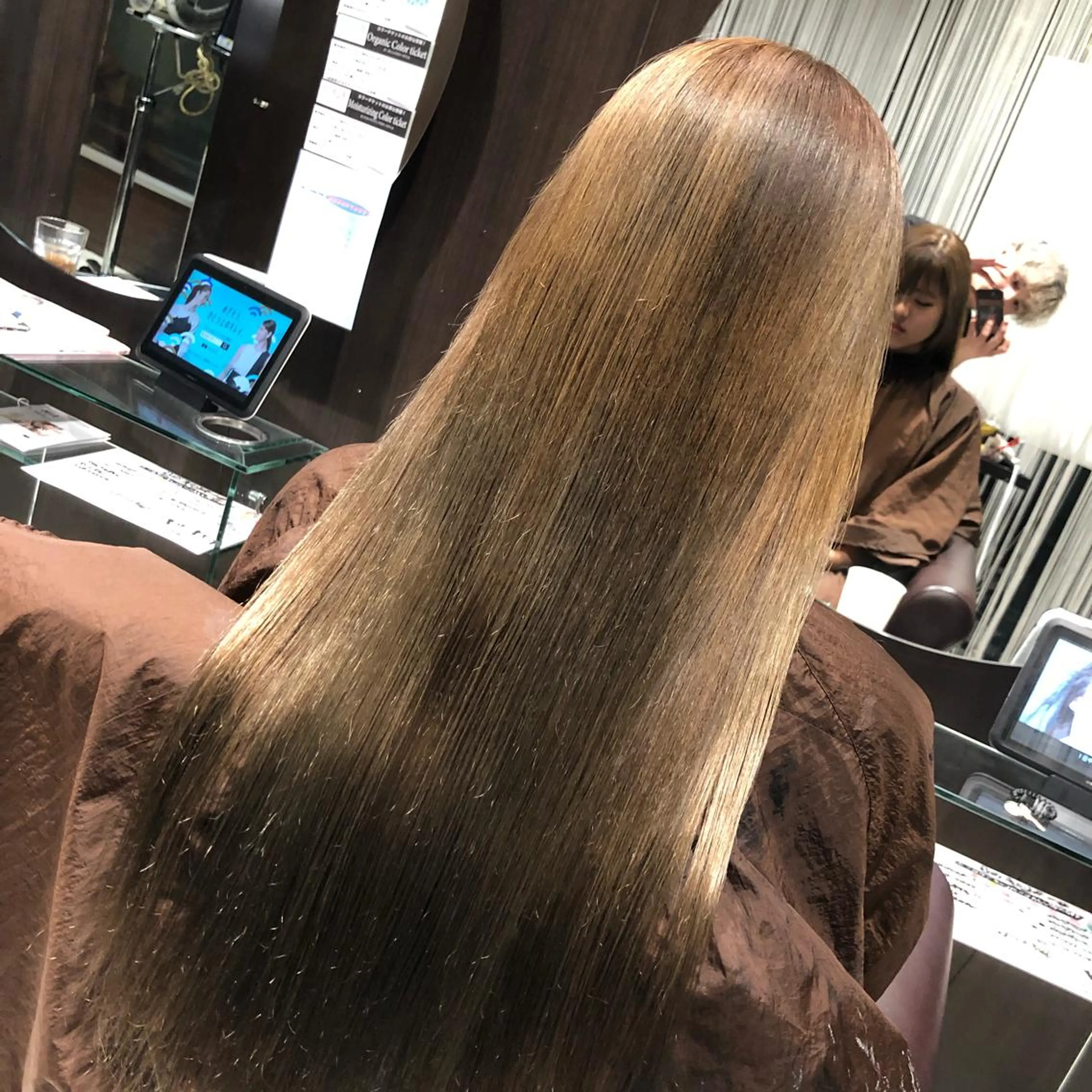 ロング 中島 稔のヘアスタイル