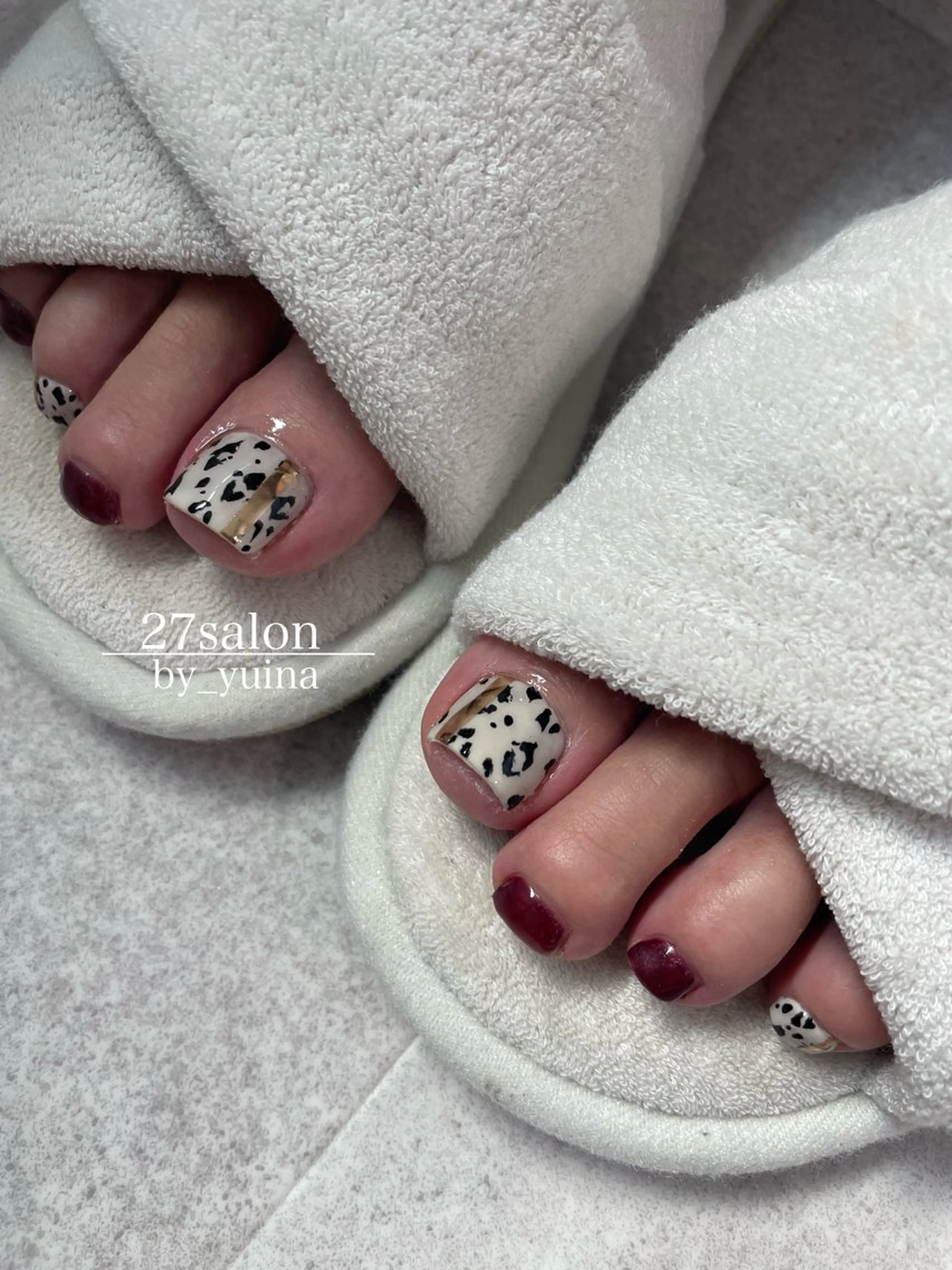 ネイル アニマル柄 フットネイル フットネイル 27salon yuinaのネイルデザイン