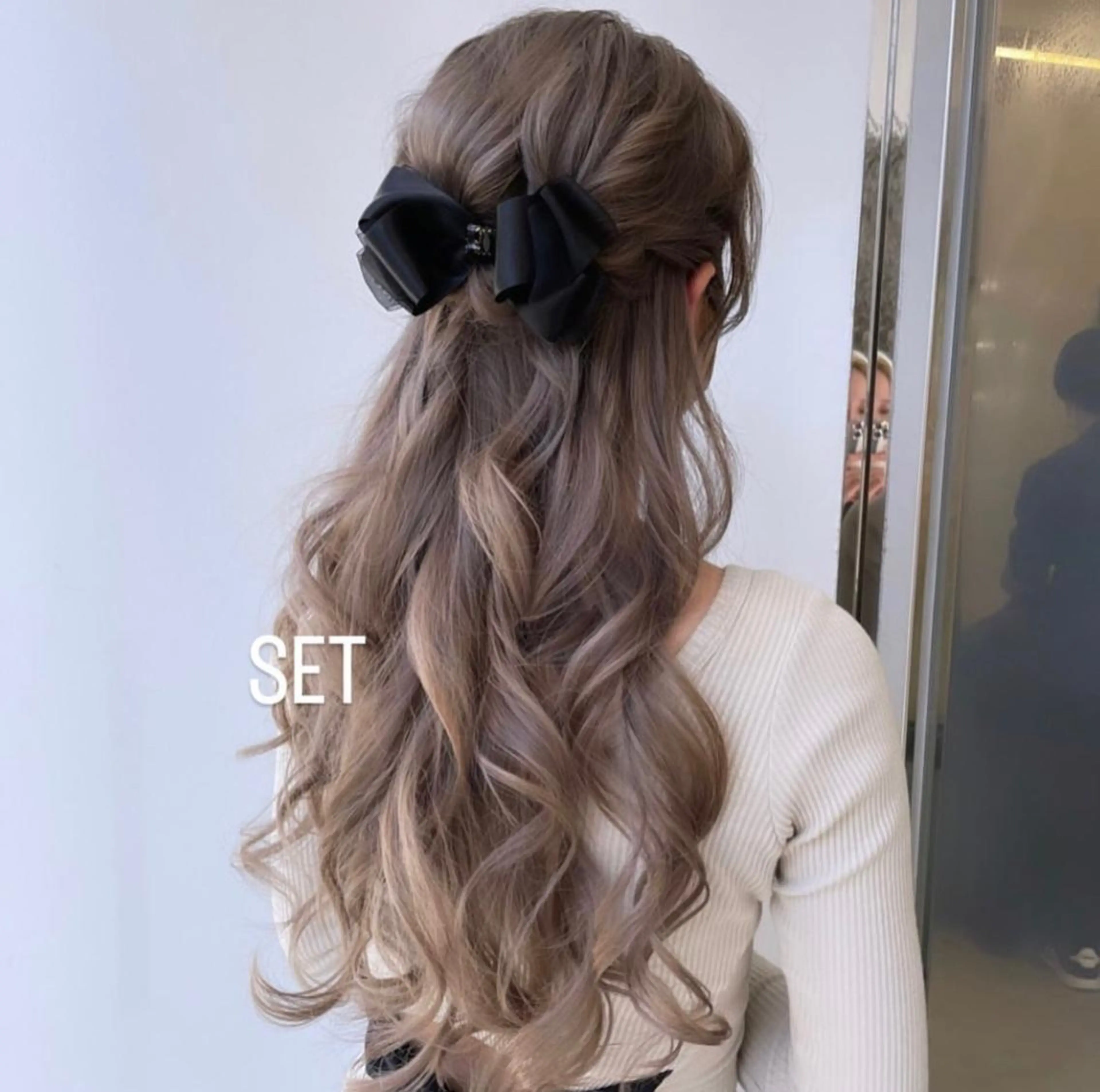 ロング ヘアアレンジ ヘアセット エクステ🩵ブリーチ 韓国ヘア🩵KAEのヘアスタイル