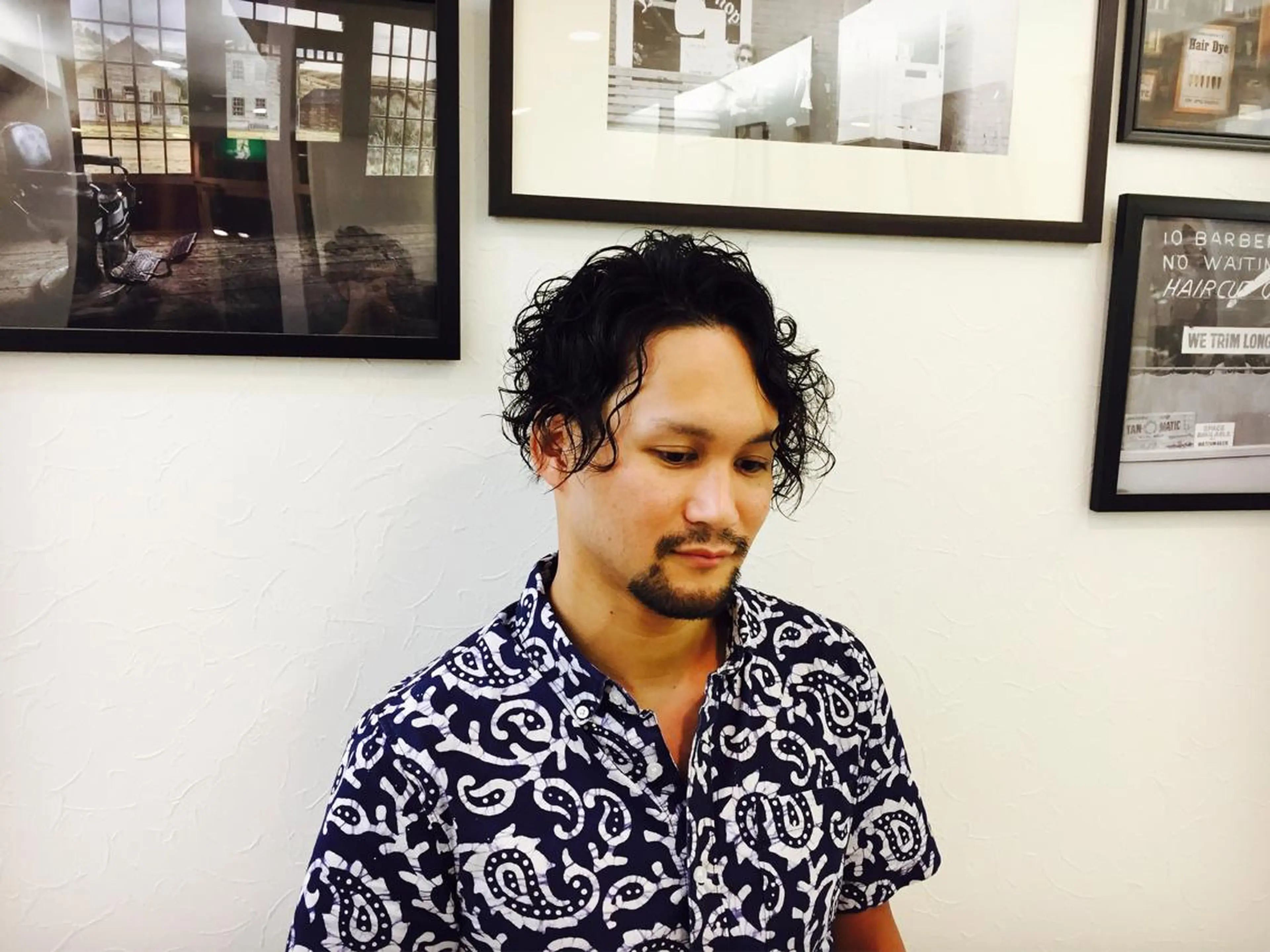 ミディアム パーマ メンズ 石鳶 勝のヘアスタイル