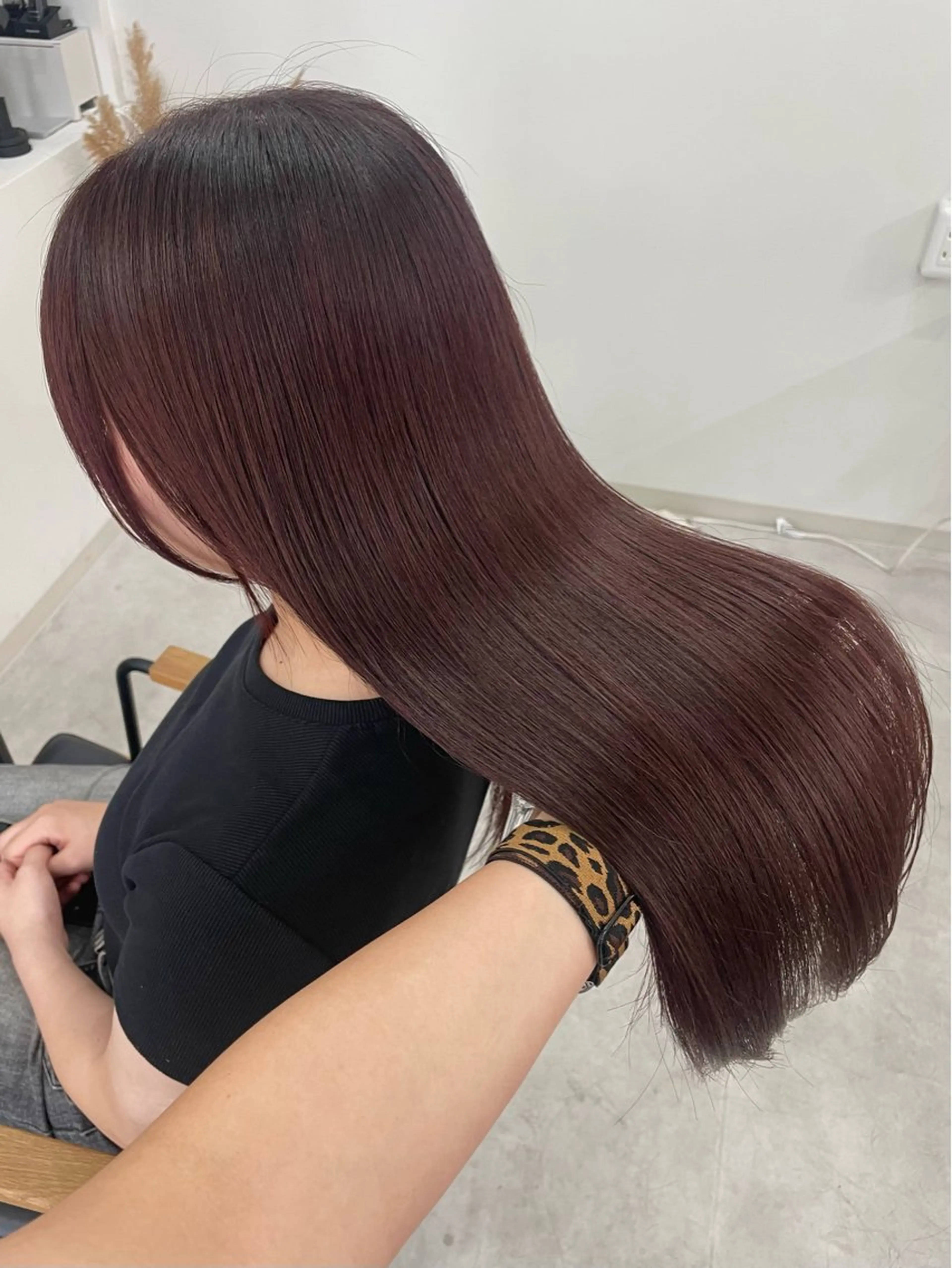 ロング カラー レッドカラー カット ヘアカラー トリートメント Mina/岡山/矯正 ブリーチ/レイヤーのヘアスタイル