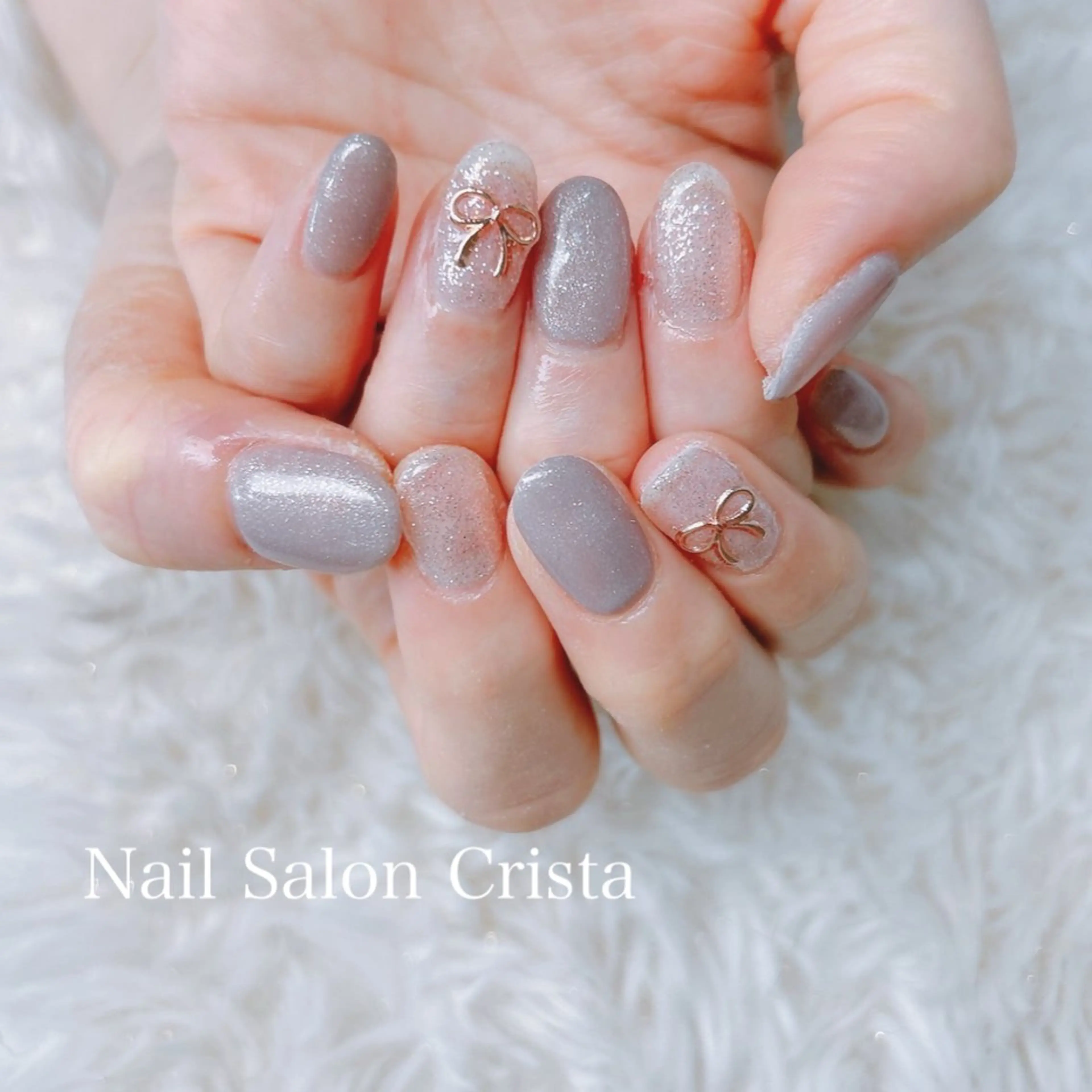ネイル フットネイル ジェルネイル ゴールド ラメ(グリッター) マグネットネイル ハンドネイル NAILSALON CRISTA所属・🤍CRISTA yui🤍のネイルデザイン