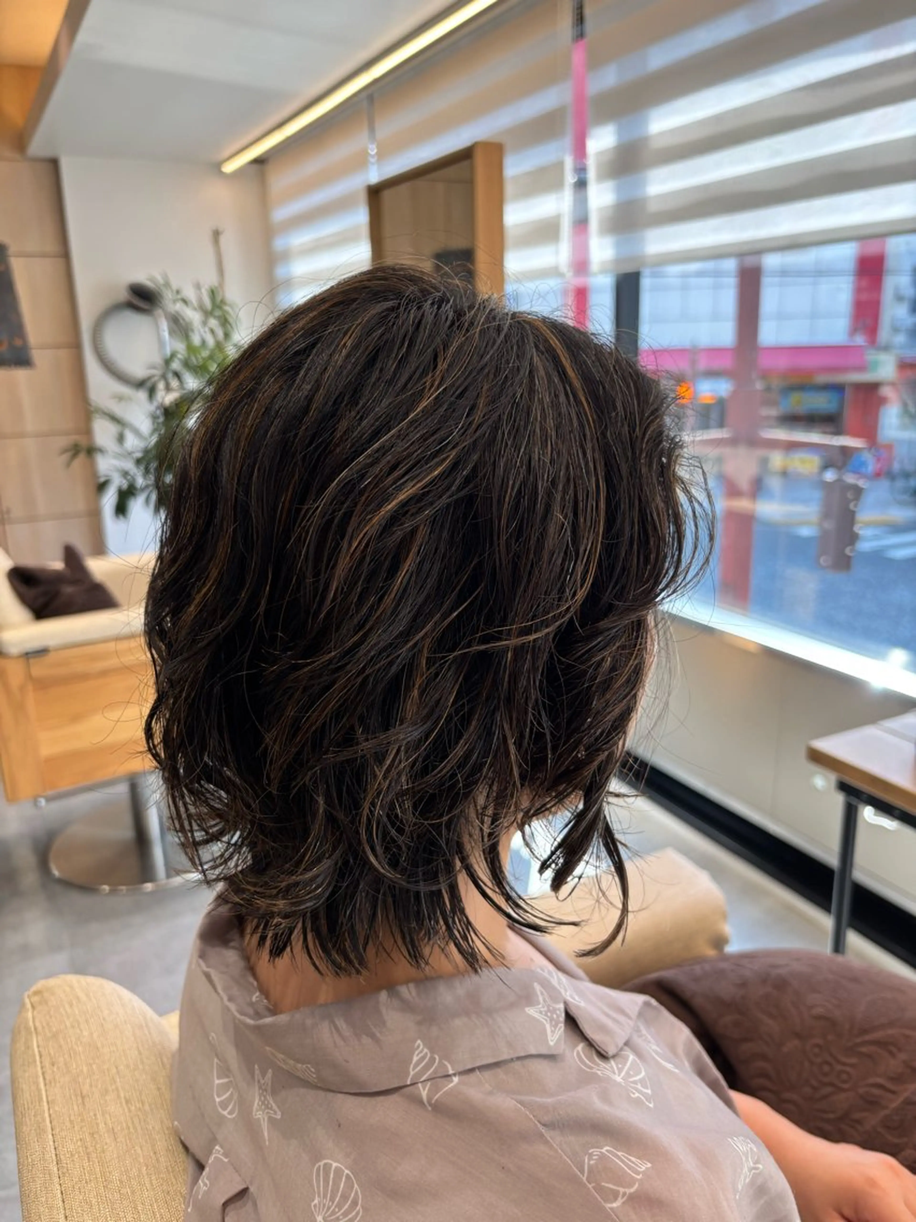 カラー ハイライトカラー FLIP B AVEDA所属・大川 愛未のヘアスタイル