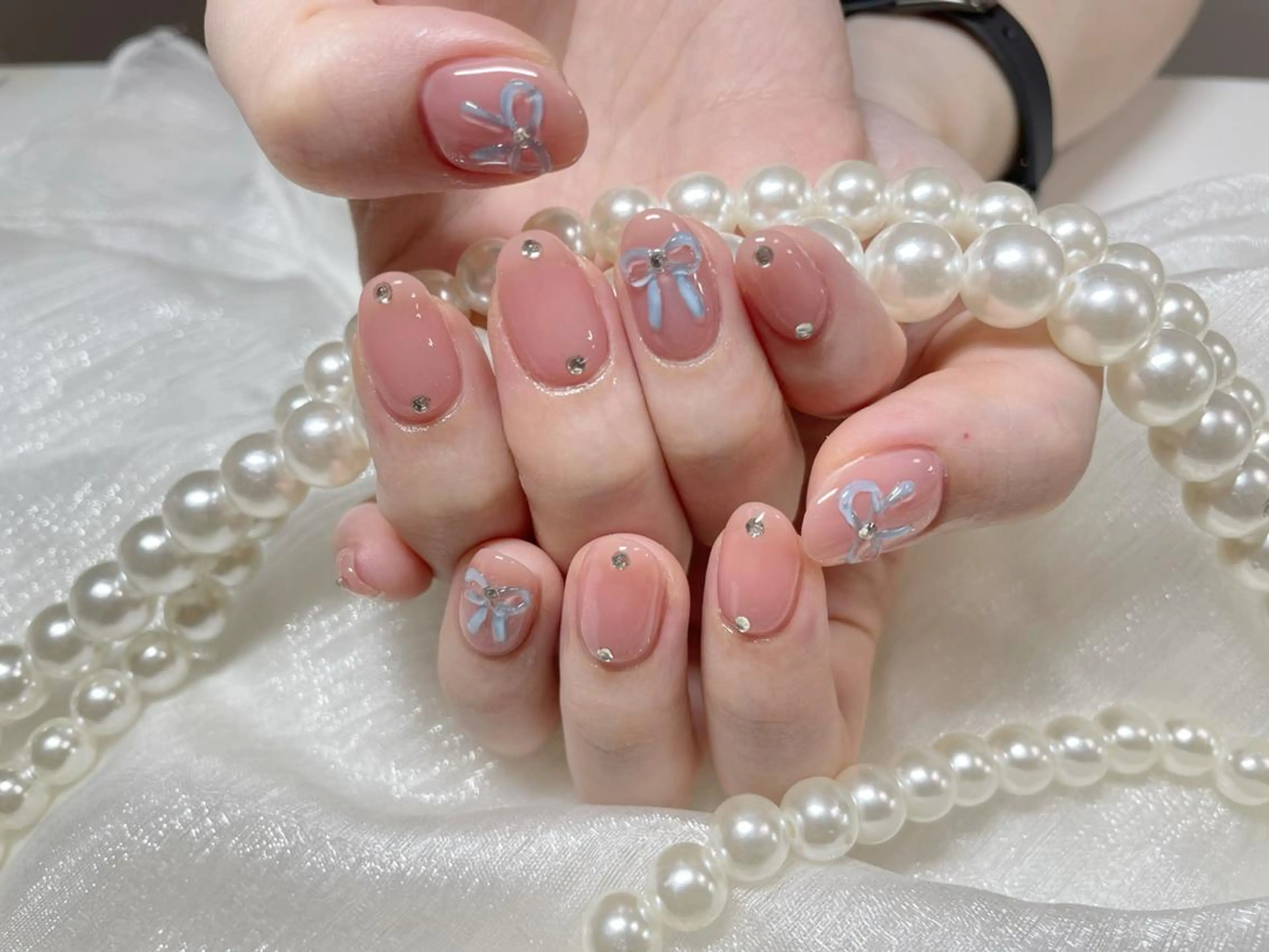 ネイル オーロラネイル 長さ出し フレンチネイル ガーリー キラキラネイル ハンドネイル Lucky nail salonのネイルデザイン