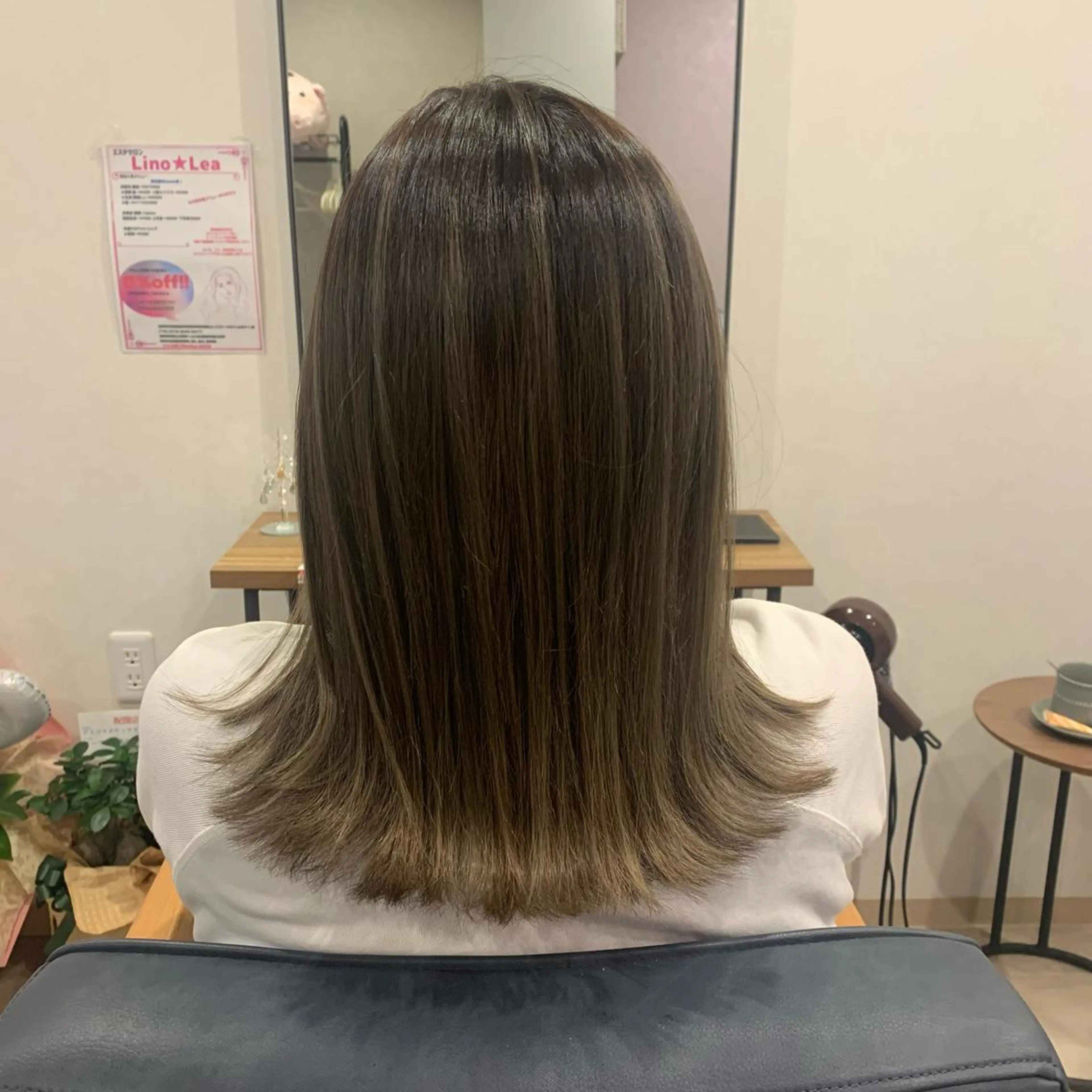 セミロング カラー バレイヤージュ レイヤーカット hair & spa Nalu所属・hair & spa Naluのヘアスタイル