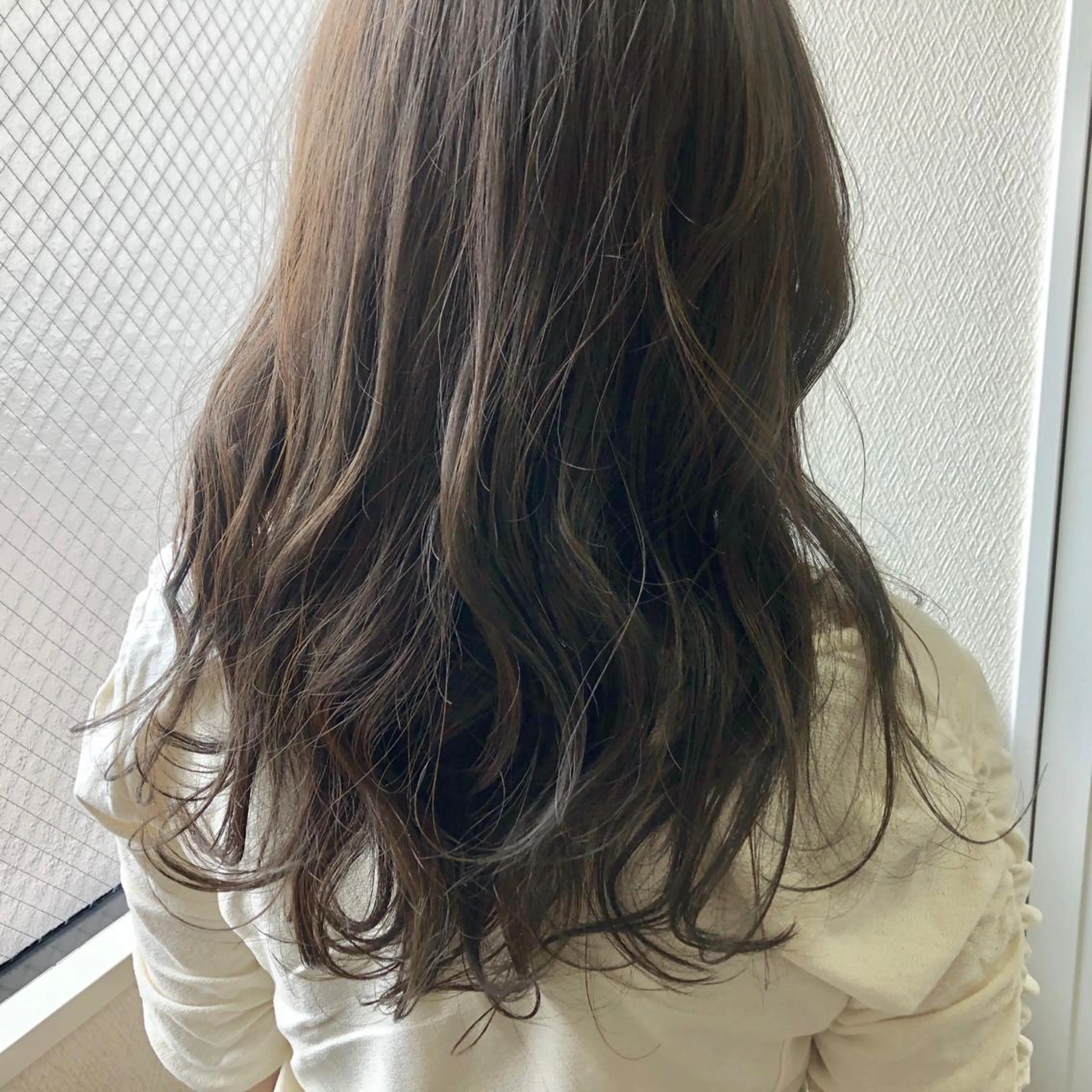 ロング カラー アッシュ 透明感カラー ハイトーンカラー 江上拓郎/ショート /酸性ストレートのヘアスタイル