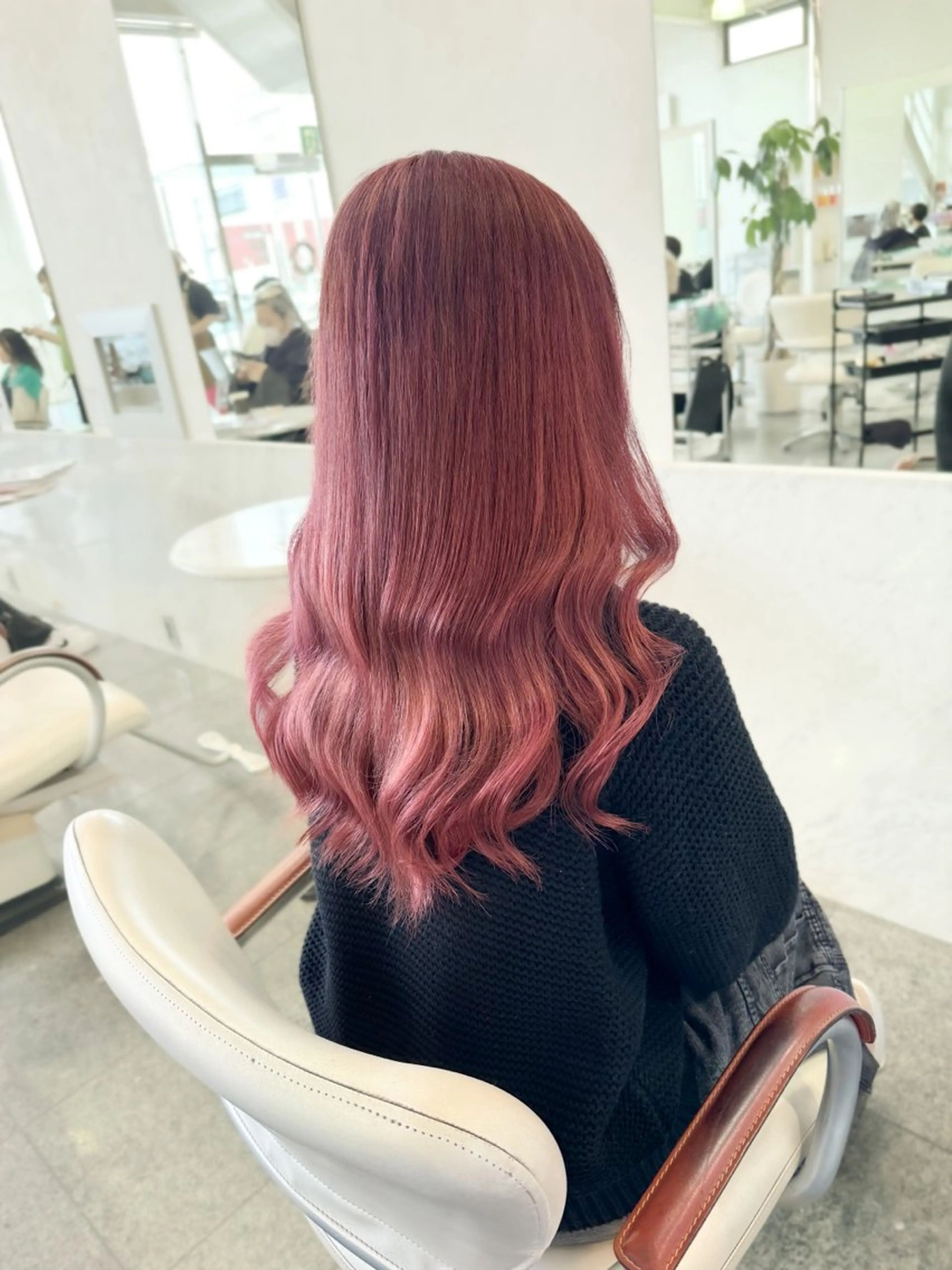 ロング カラー ヘアカラー トリートメント 🎀ヒシダアキ /taboo🎀のヘアスタイル