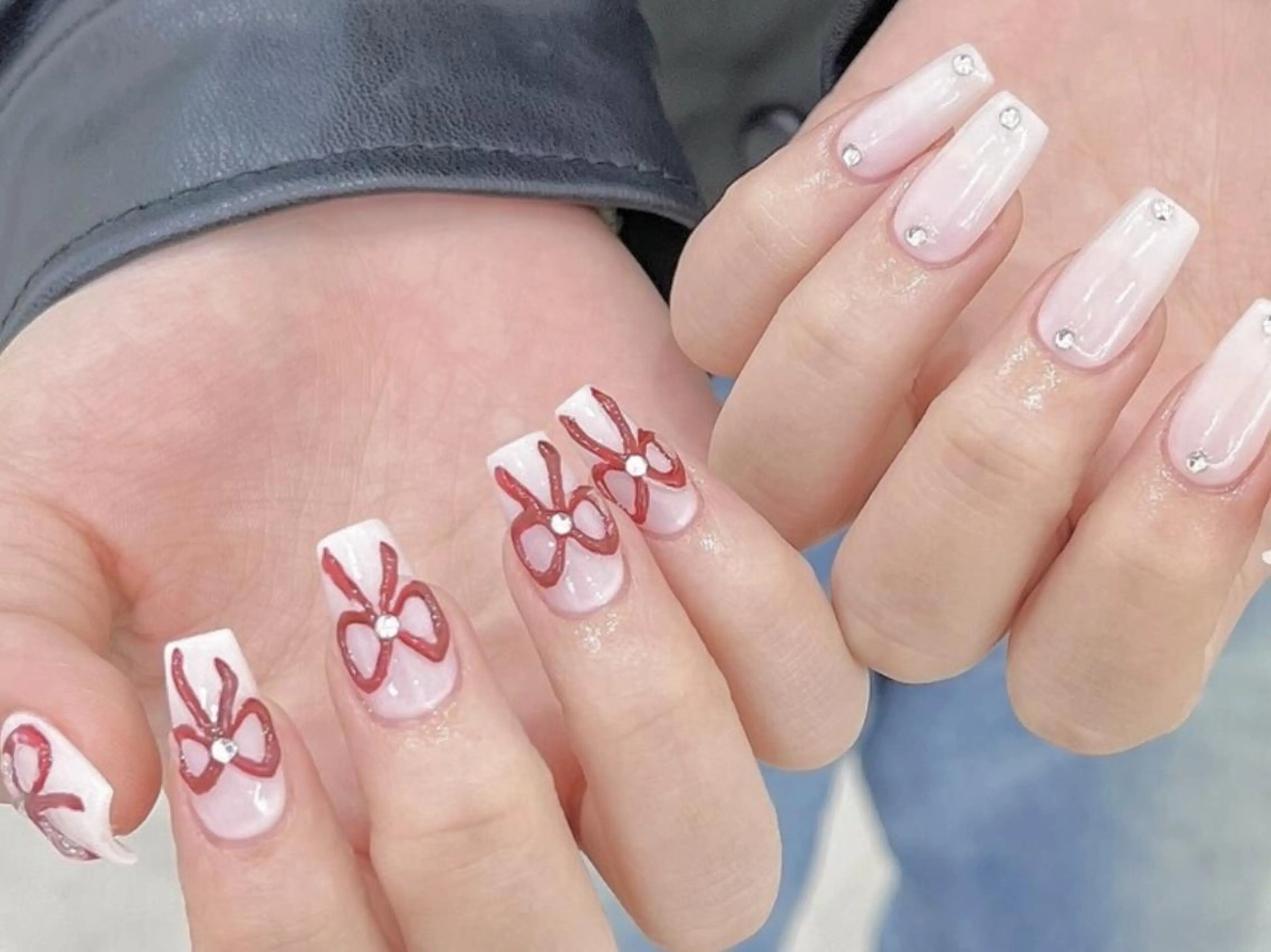 ネイル アートネイル ガーリー マグネットネイル 持ち込み 🦋y y Nail 🤍のネイルデザイン