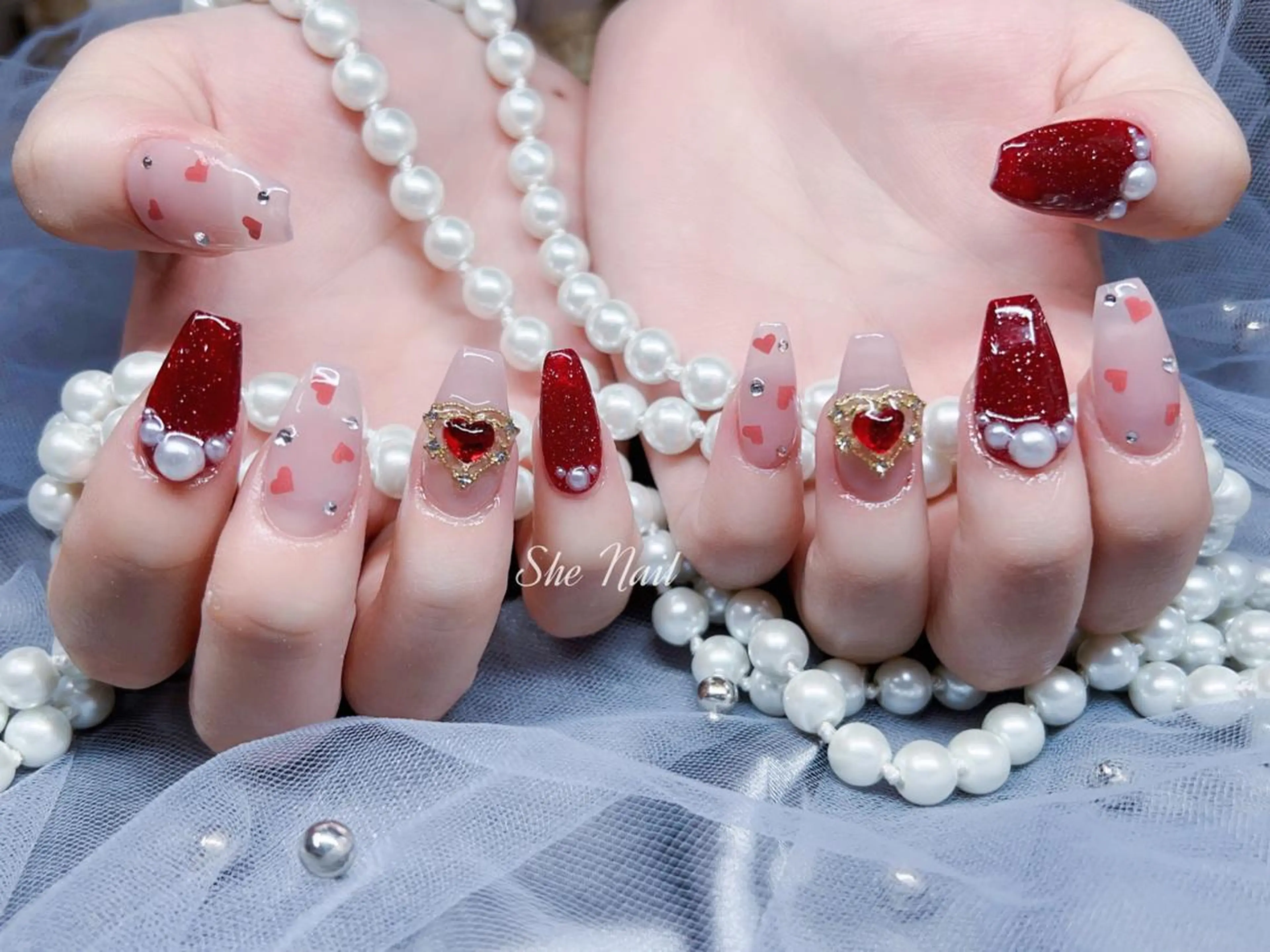 ネイル チークネイル 長さ出し マグネットネイル 持ち込み ワンカラーネイル ハンドネイル She   Nail所属・ISA_ BELLAのネイルデザイン