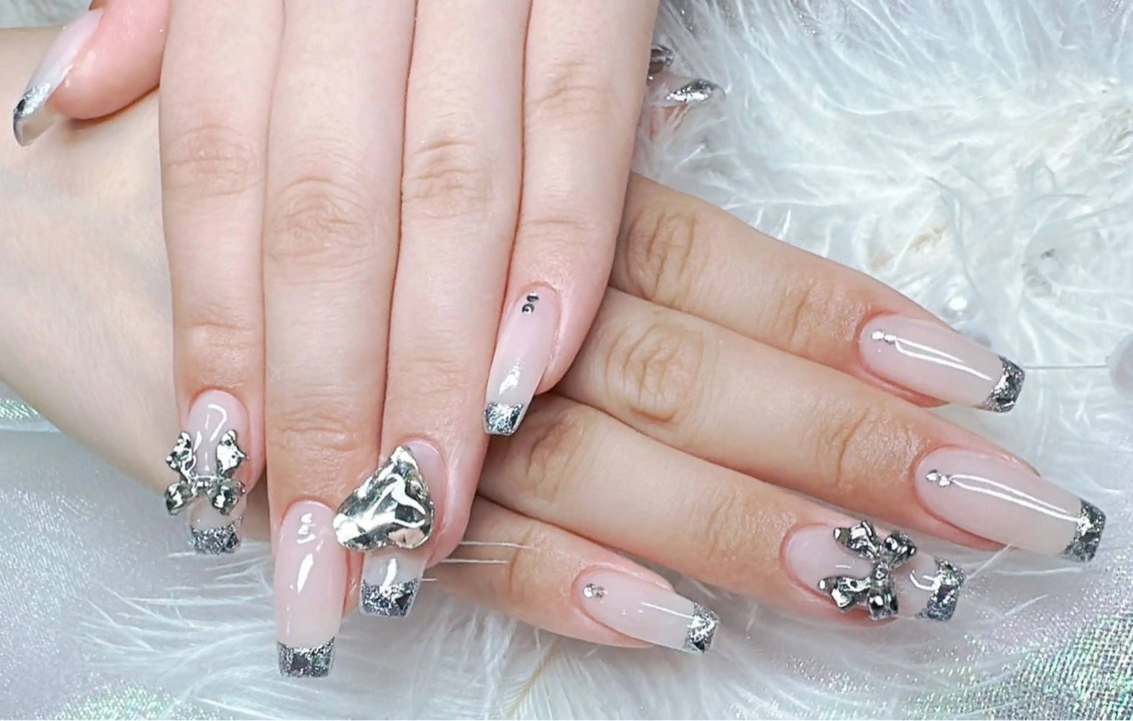 ネイル ハンドネイル Di'a nail ネイルサロンのネイルデザイン