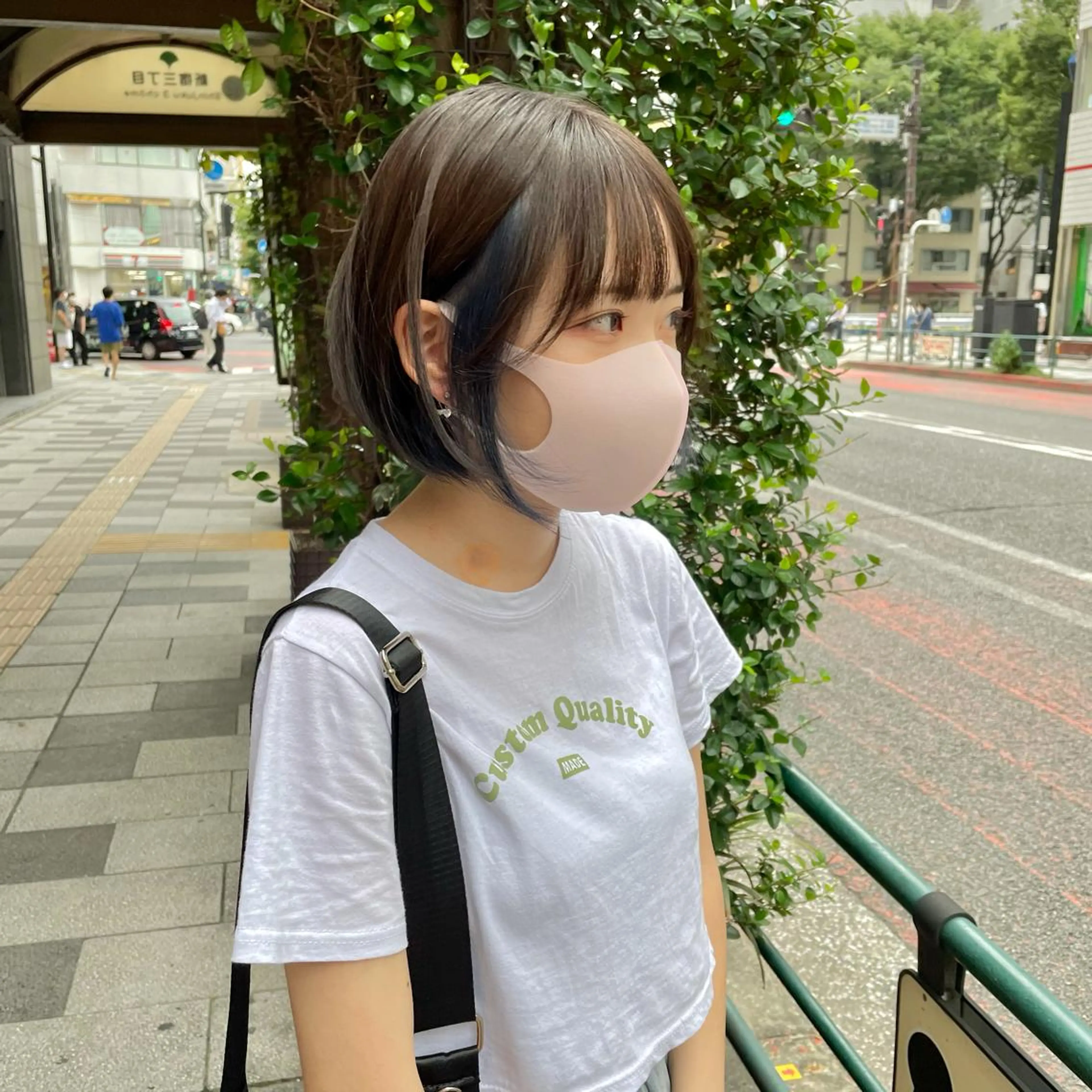カット++カラー+インナーカラーの写真