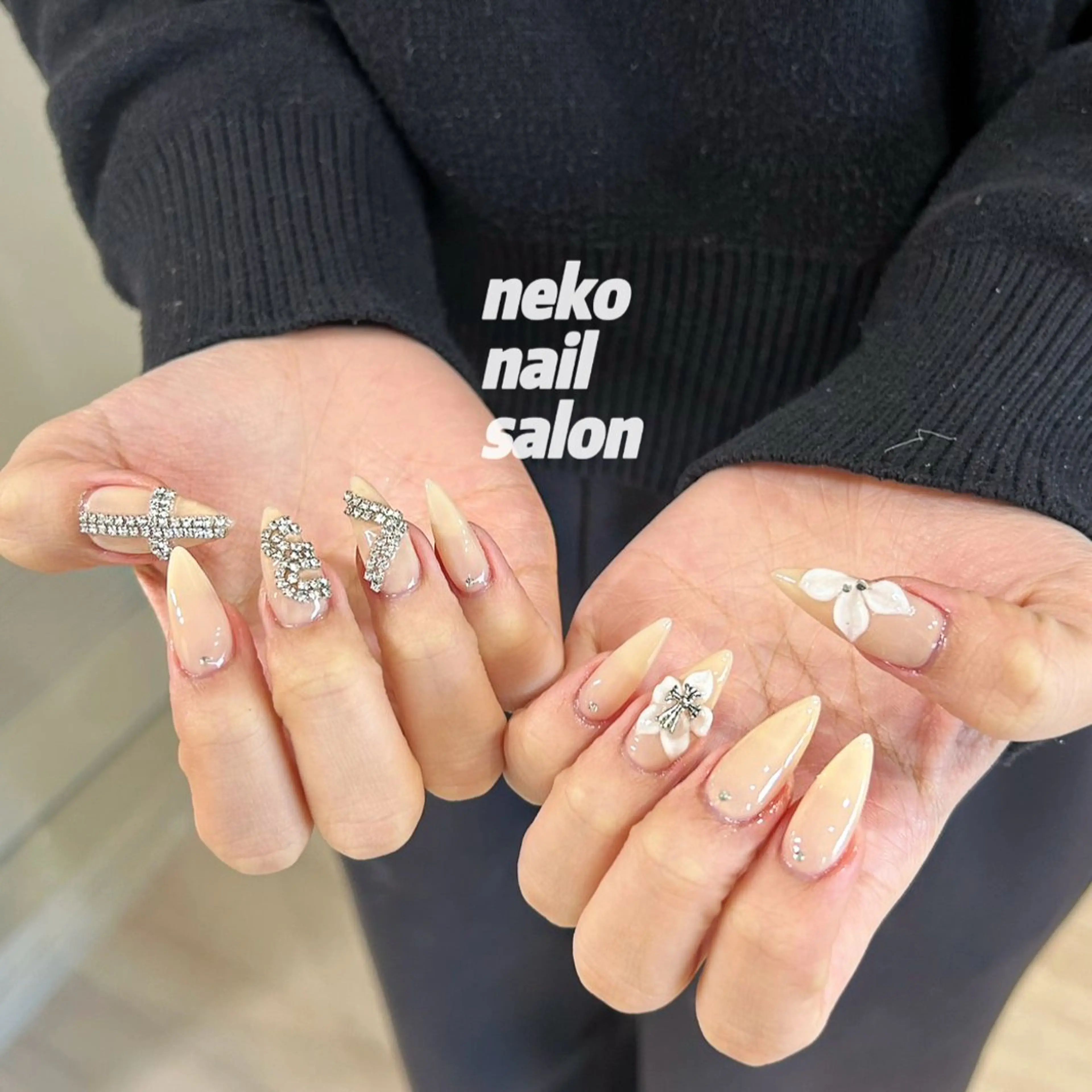 ネイル シンプルネイル ワンホンネイル ハンドネイル neko nail所属・neko nailのネイルデザイン