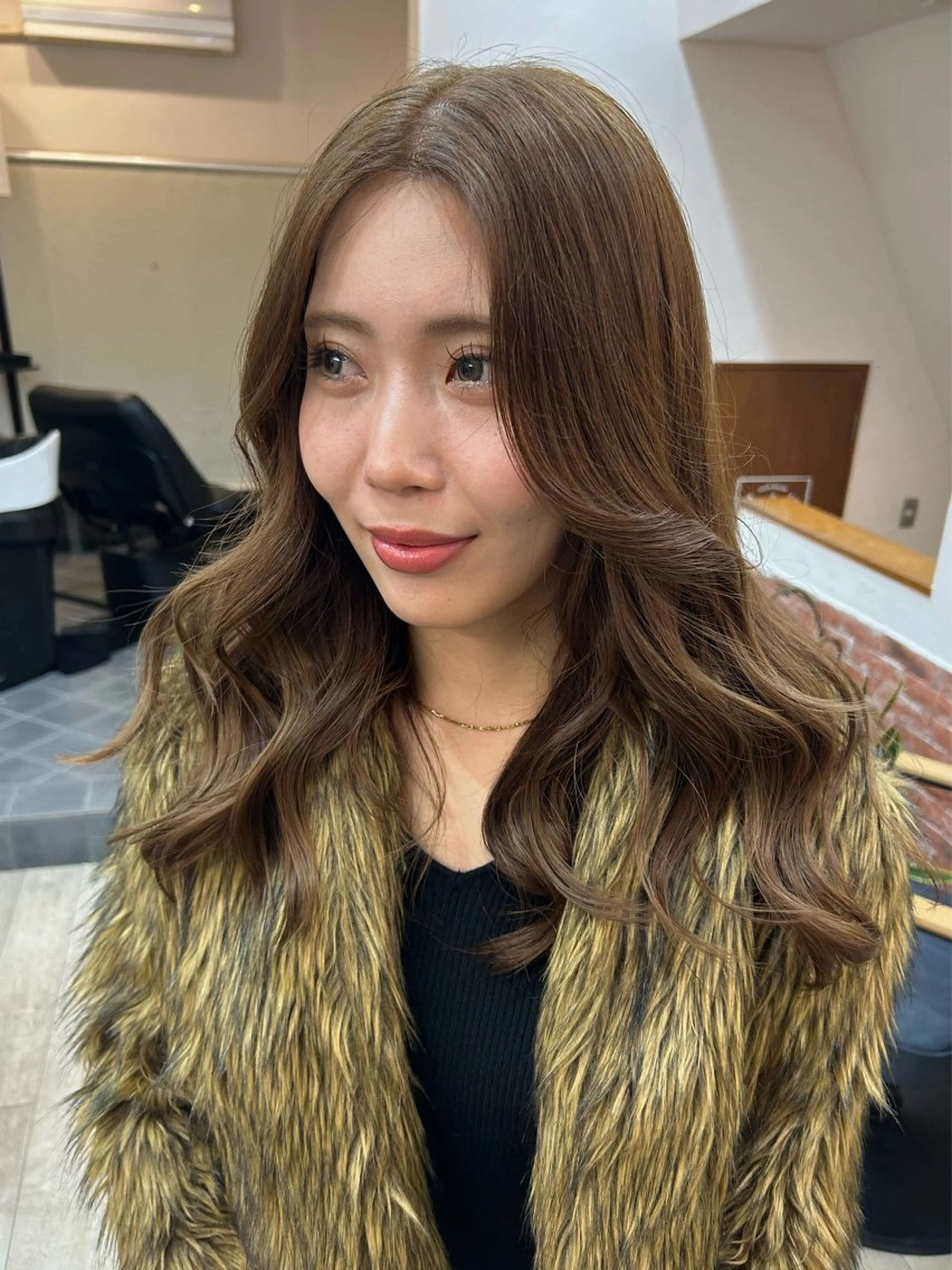 ロング カラー ヘアアレンジ ベージュカラー オリーブベージュ レイヤーカット カット ヘアカラー トリートメント 180° OneEightyDegrees 中目黒所属・Himari 【パーソナルカラー】のヘアスタイル
