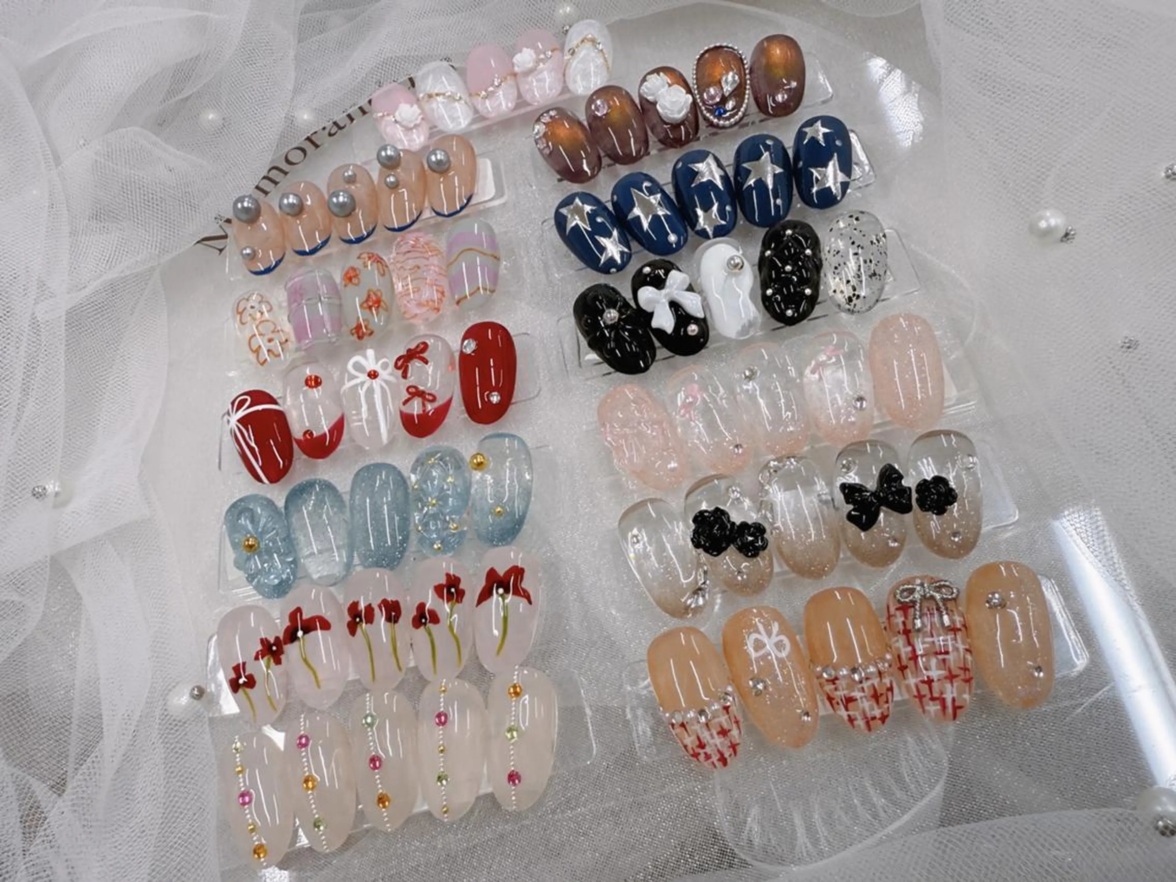 【ゴージャス】定額ネイル￥12,900→￥10,980の写真
