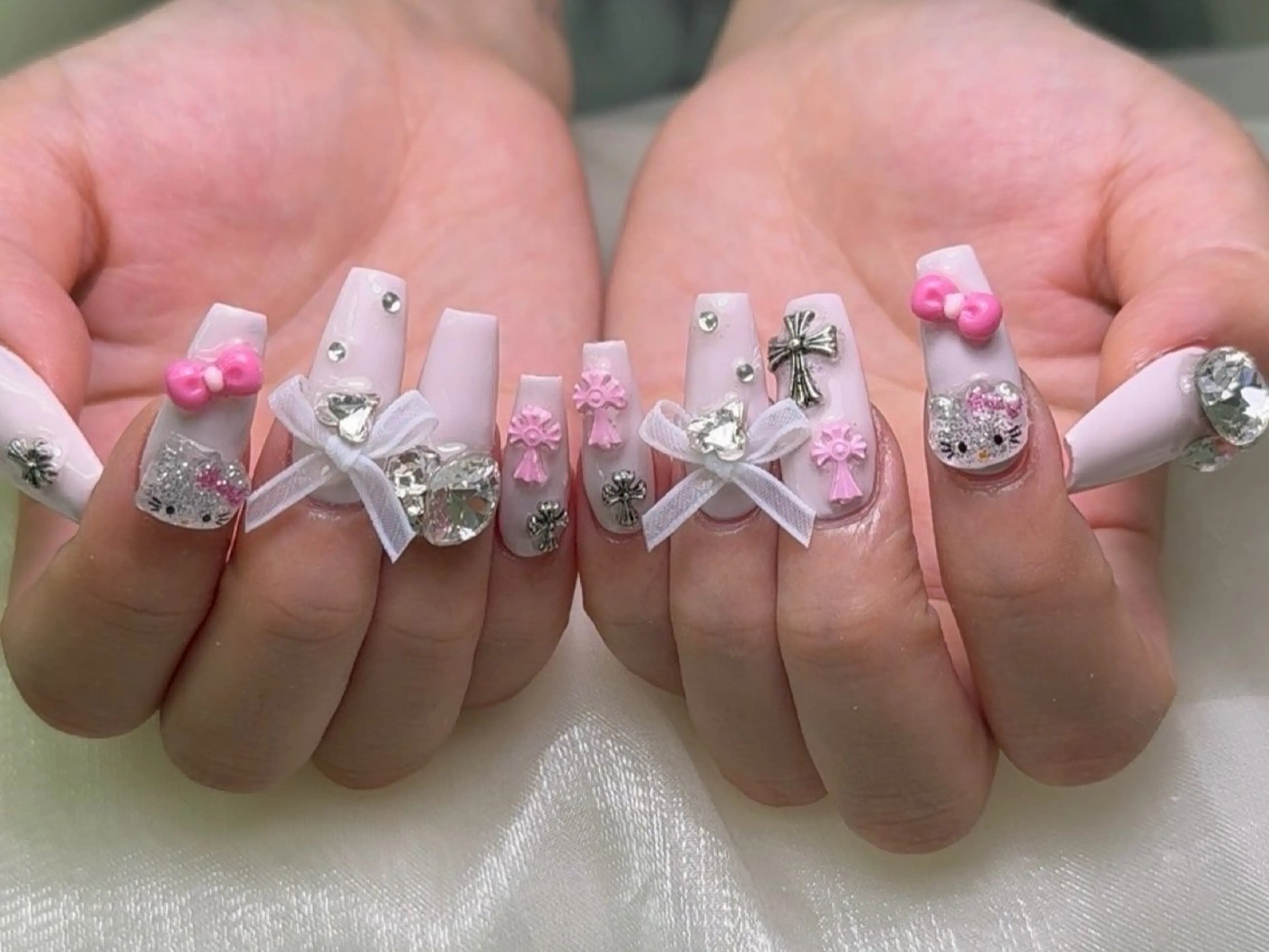 ネイル ハンドネイル lucky nail 歌舞伎町のネイルデザイン