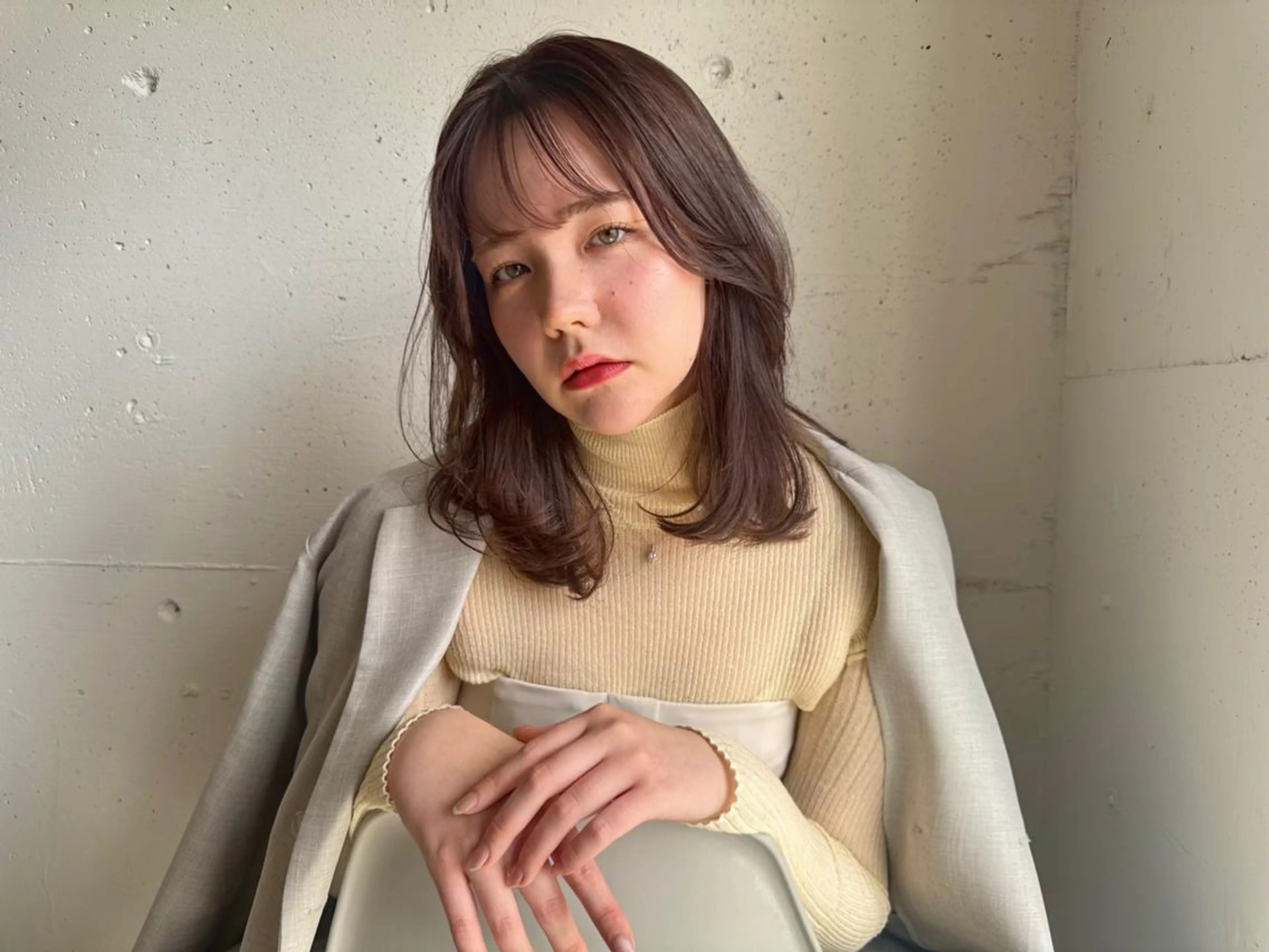ミディアム カット ヘアカラー トリートメント 藤尾 萌々のヘアスタイル