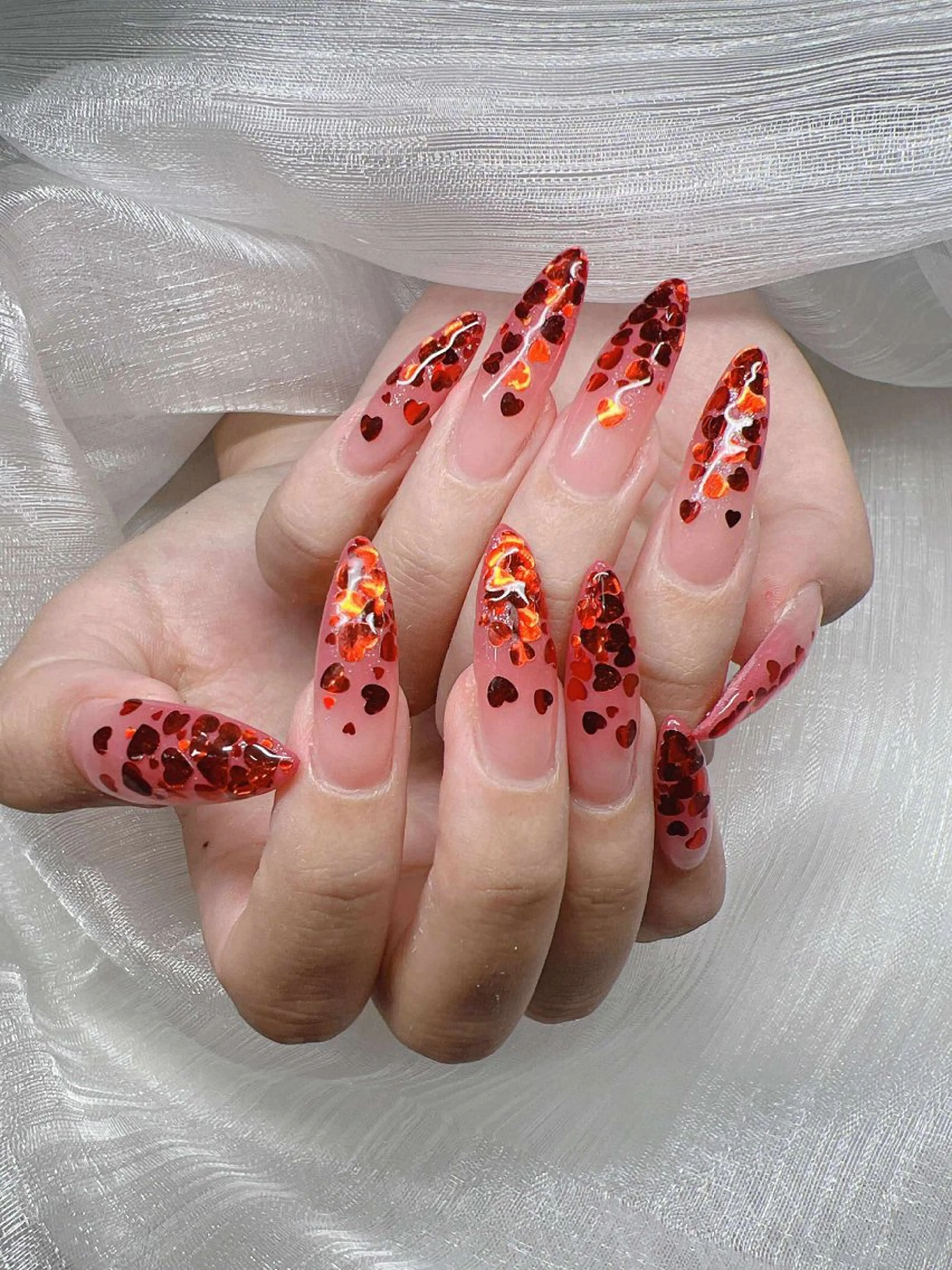 ネイル 長さ出し グラデーション 卒業式 キラキラネイル マグネットネイル ハンドネイル Lee Nailsのネイルデザイン