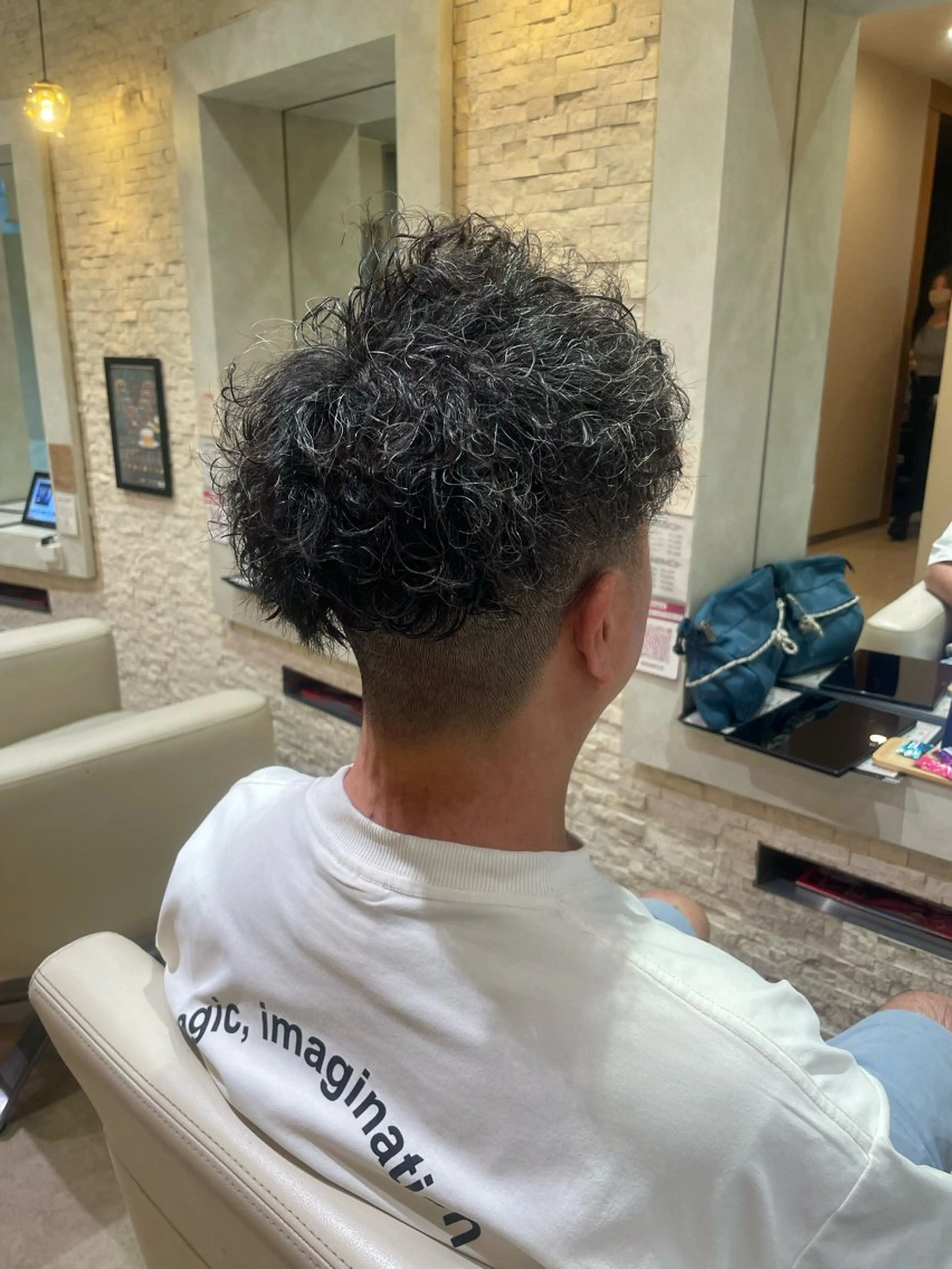 パーマ メンズ メンズパーマ スパイラルパーマ 中山 奈津希のヘアスタイル