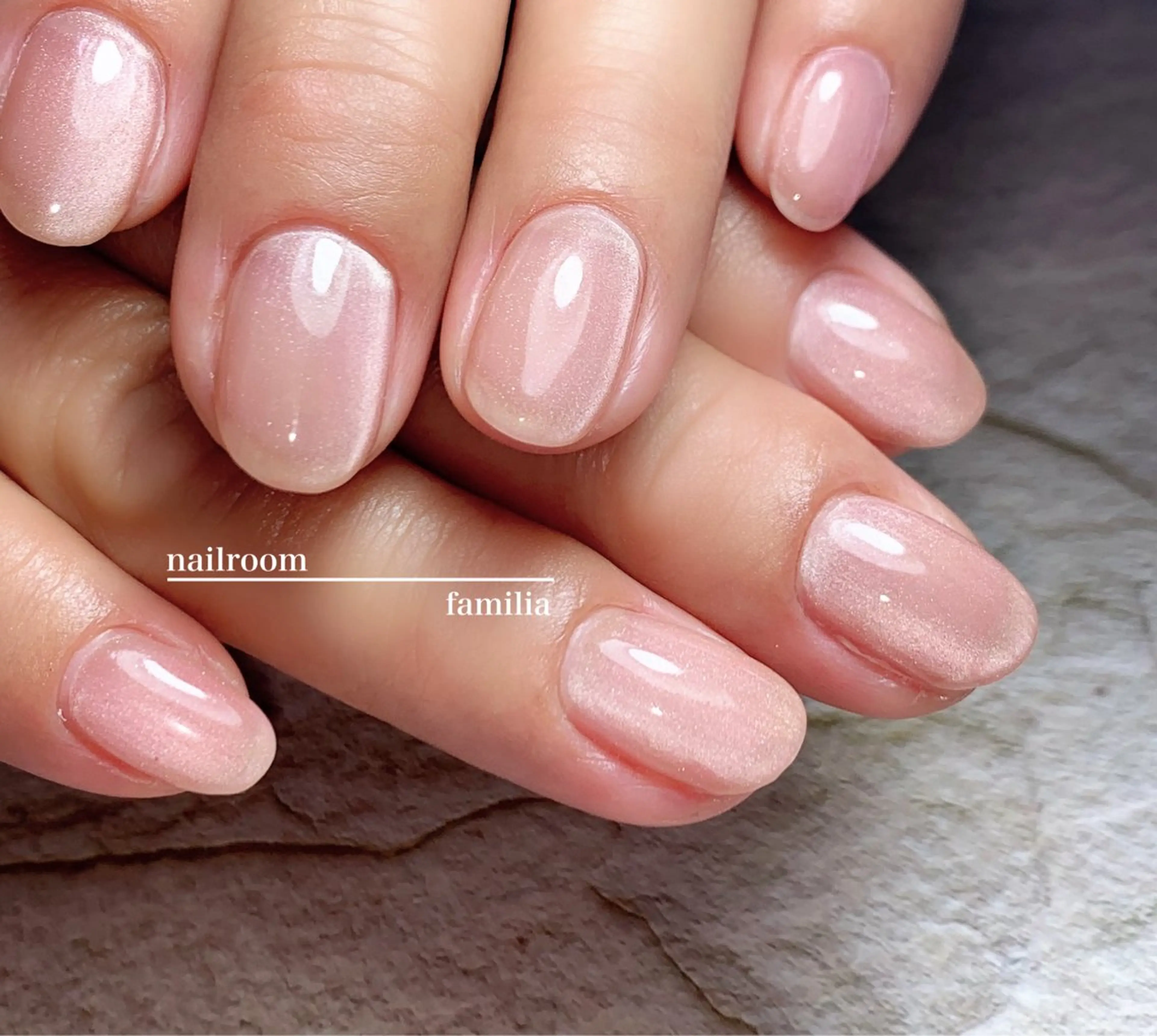 ネイル ハンドネイル -nailroom- familiaのネイルデザイン