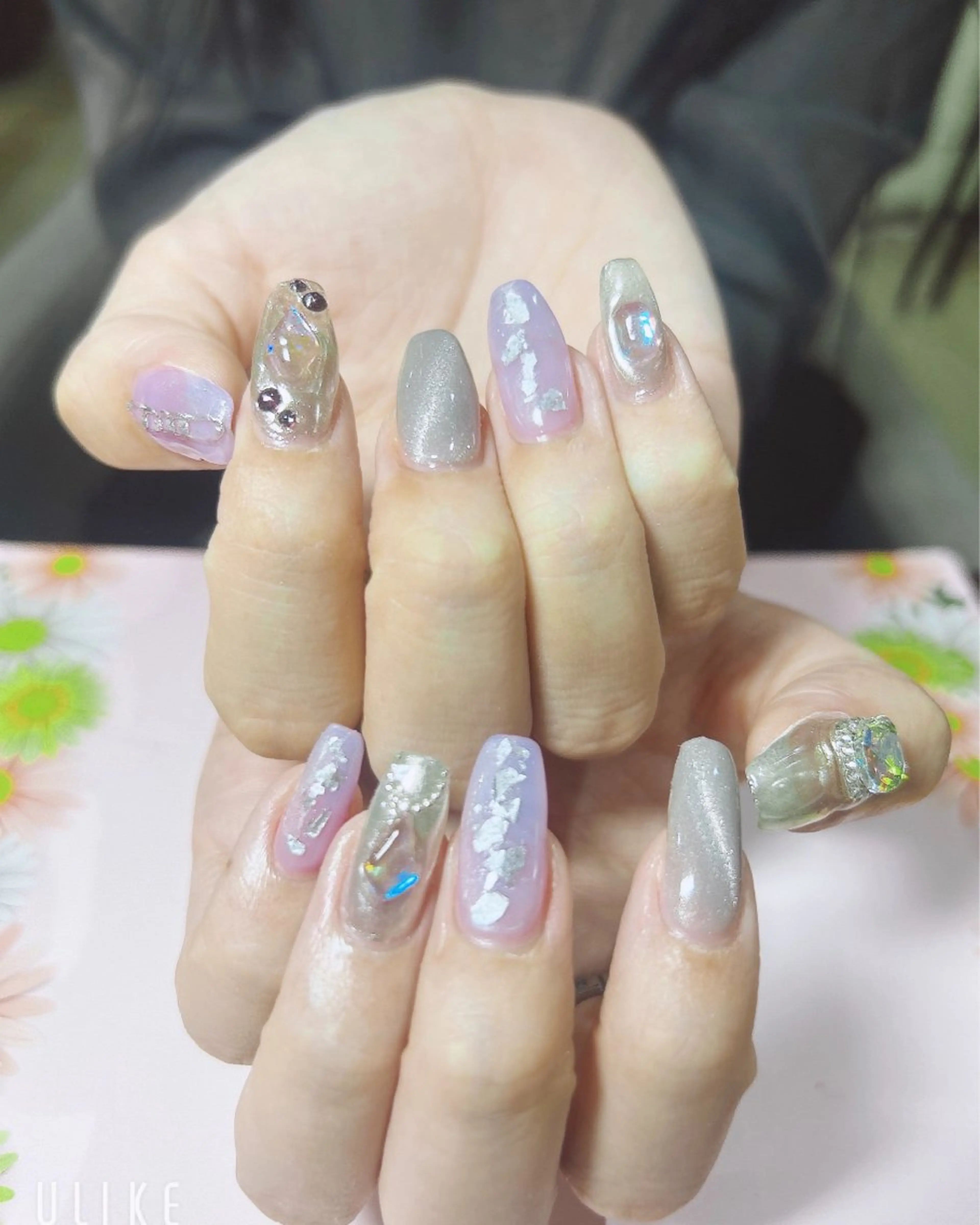 ネイル ニュアンスネイル ハンドネイル 吉野✨ ネイルデザイナー✨のネイルデザイン