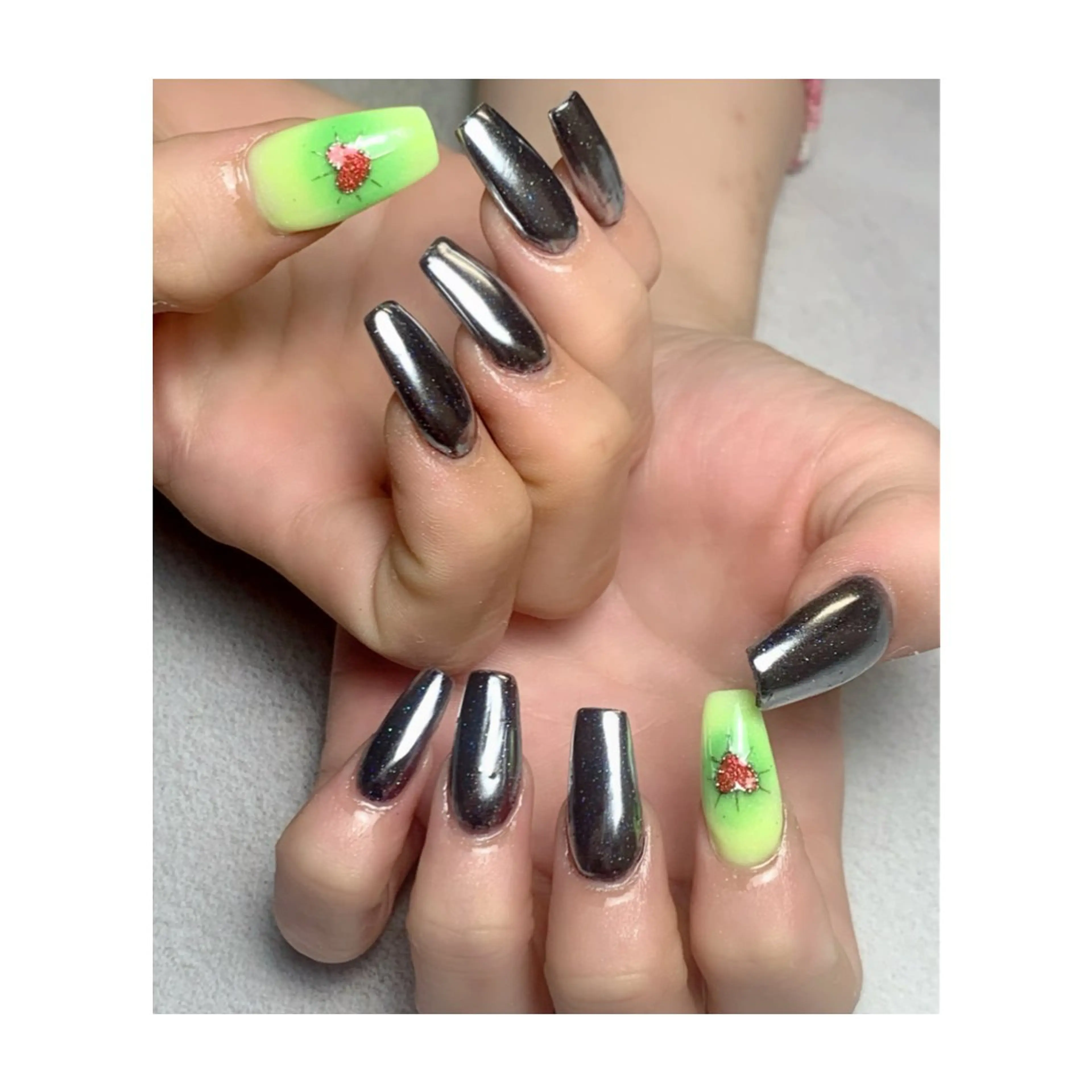 ロング ネイル ハンドネイル KARMA salonのネイルデザイン