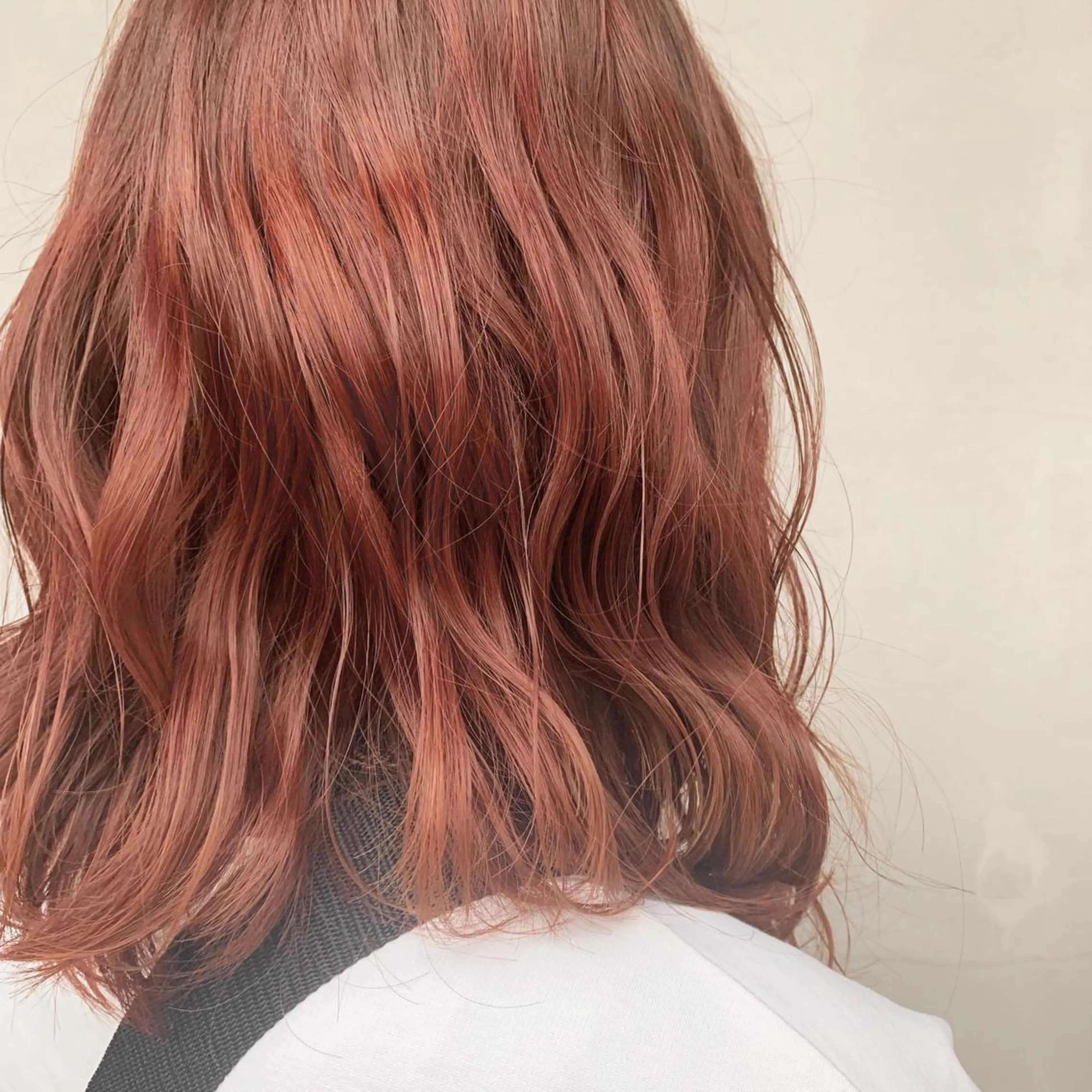 ミディアム カラー ヘアカラー トリートメント ︎︎☺︎ yuri ︎︎☺︎のヘアスタイル