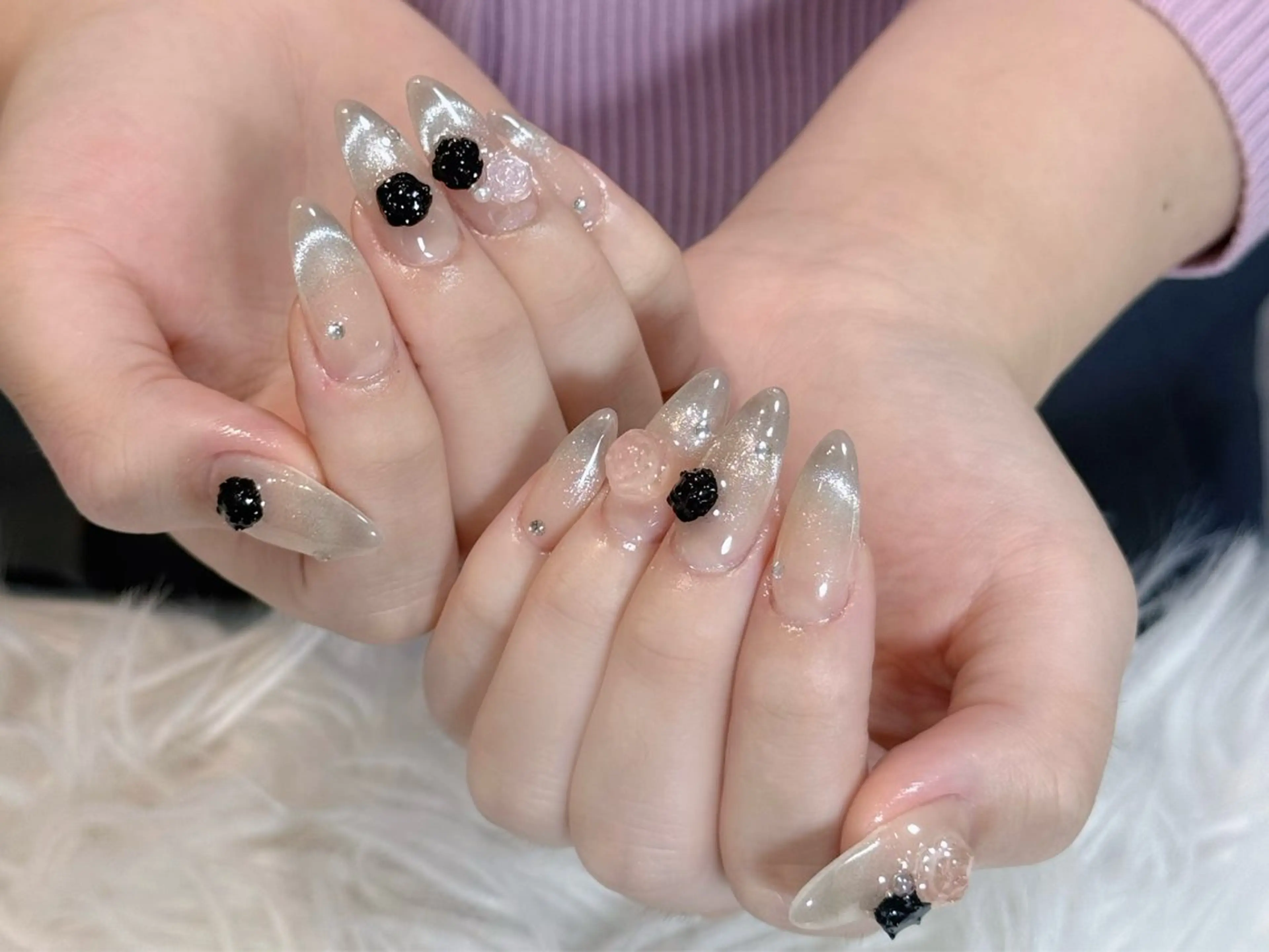 ネイル ボルドー ブラウン チークネイル ドット フットネイル ハンドネイル Julli nail所属・Julli ジュリのネイルデザイン