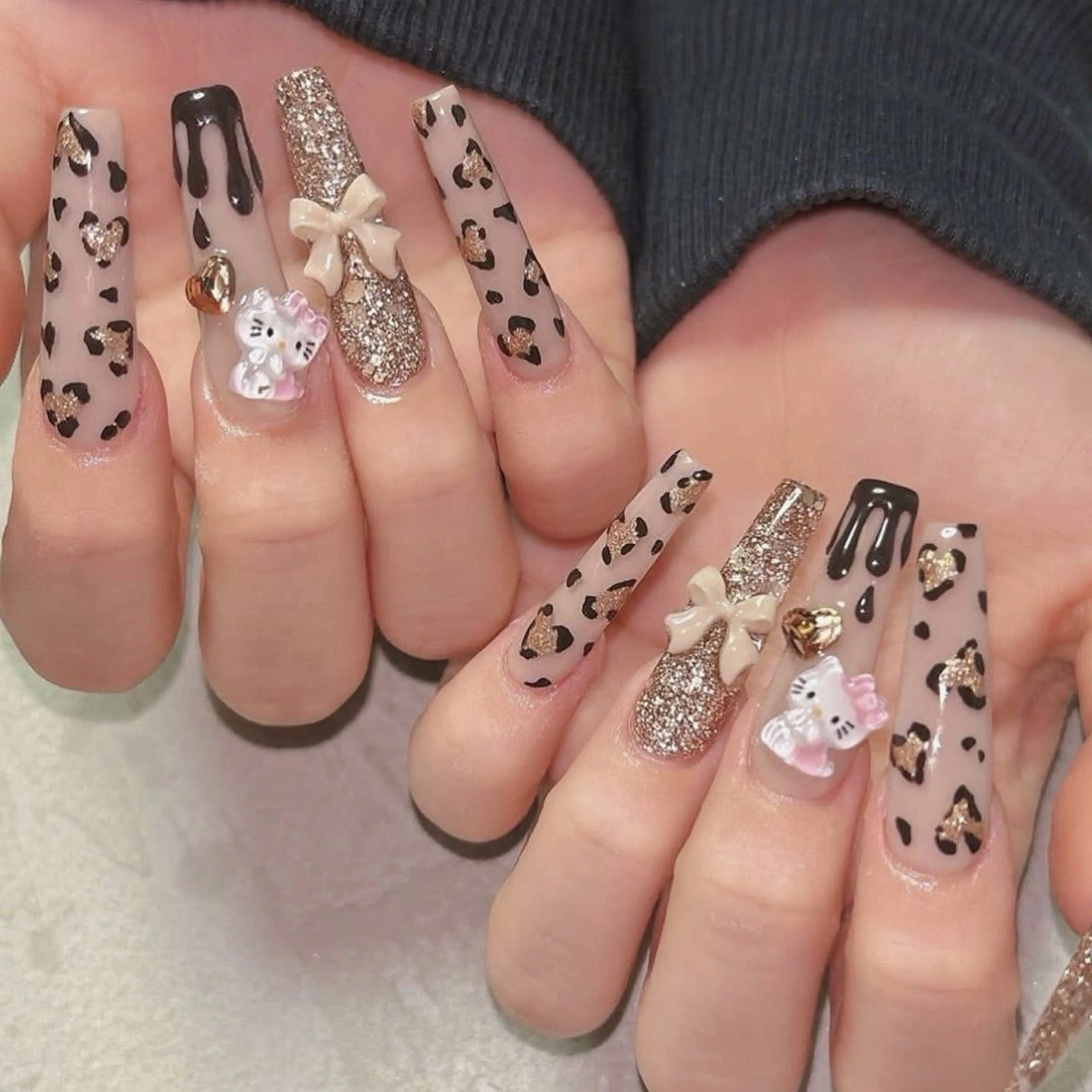 ネイル アートネイル チークネイル フレンチネイル ジェルネイル キラキラネイル Lily nails studio所属・ネイルサロン Lilyのネイルデザイン