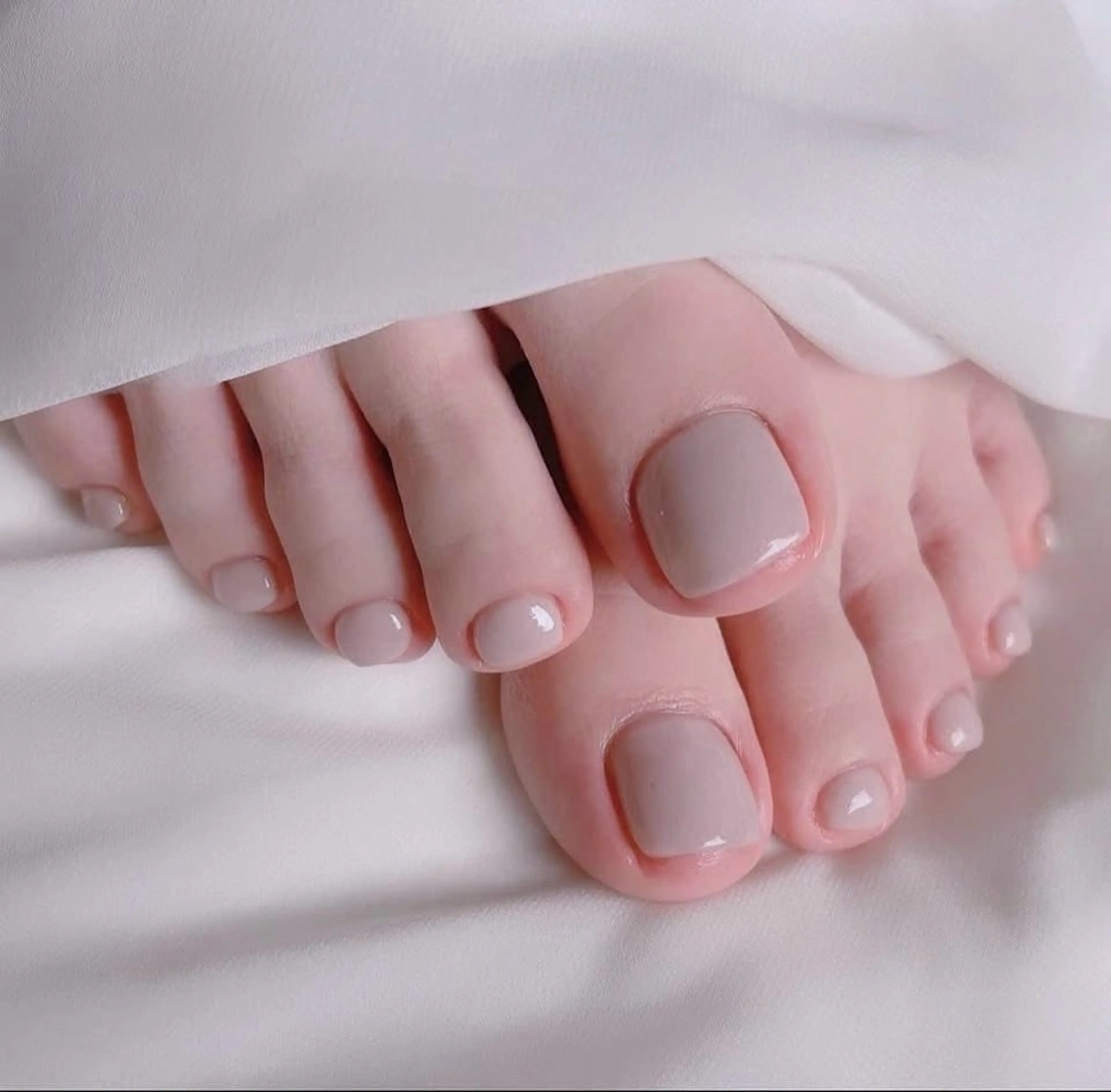 ネイル フットネイル ジェルネイル 韓国ネイル マグネットネイル 持ち込み ハンドネイル Akiko ネイルサロン所属・AKIKO ネイルサロンのネイルデザイン