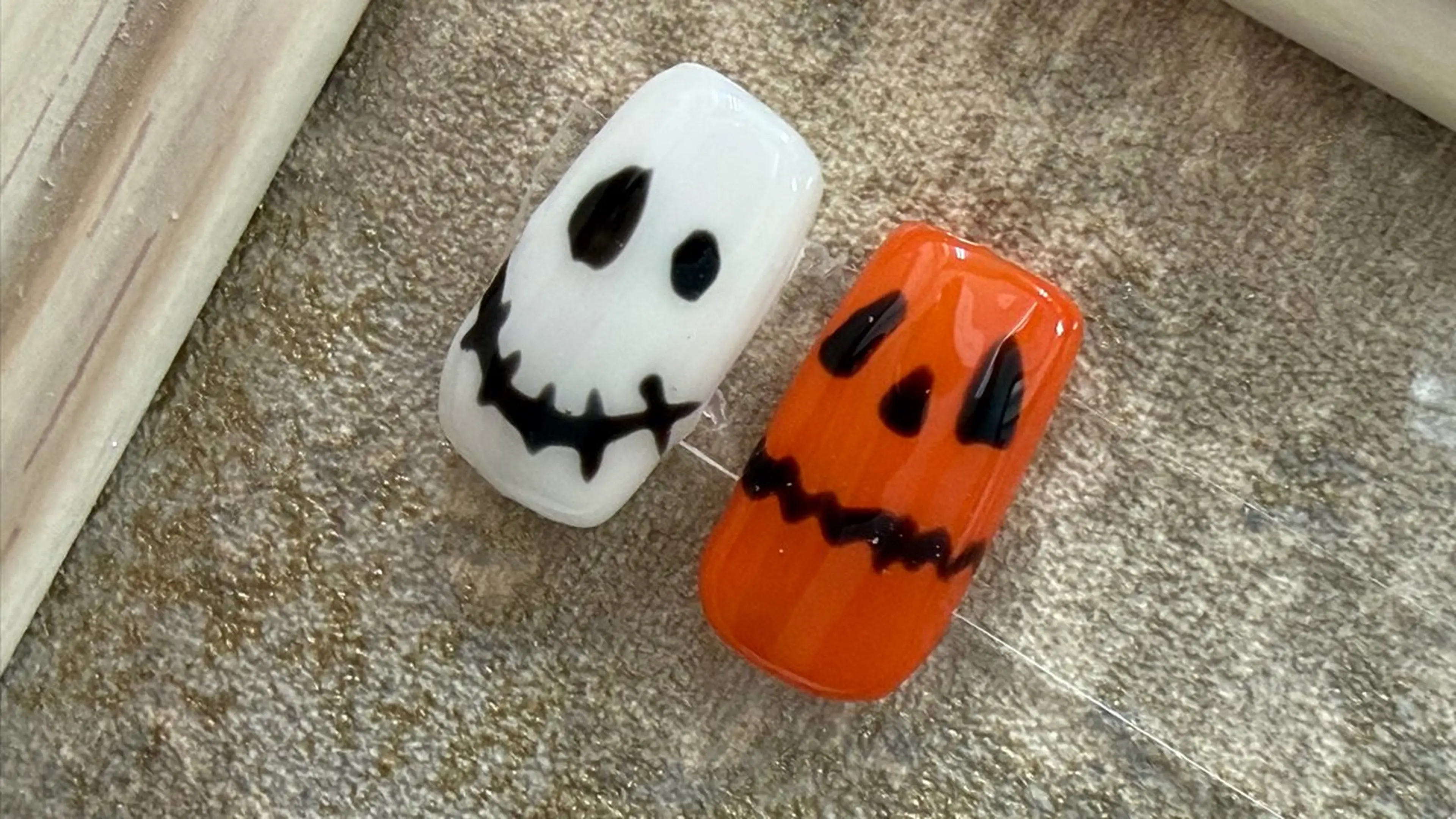 10月空き❌11月空き〇ハロウィンネイル🎃ハンドジェル／オフ有りの写真