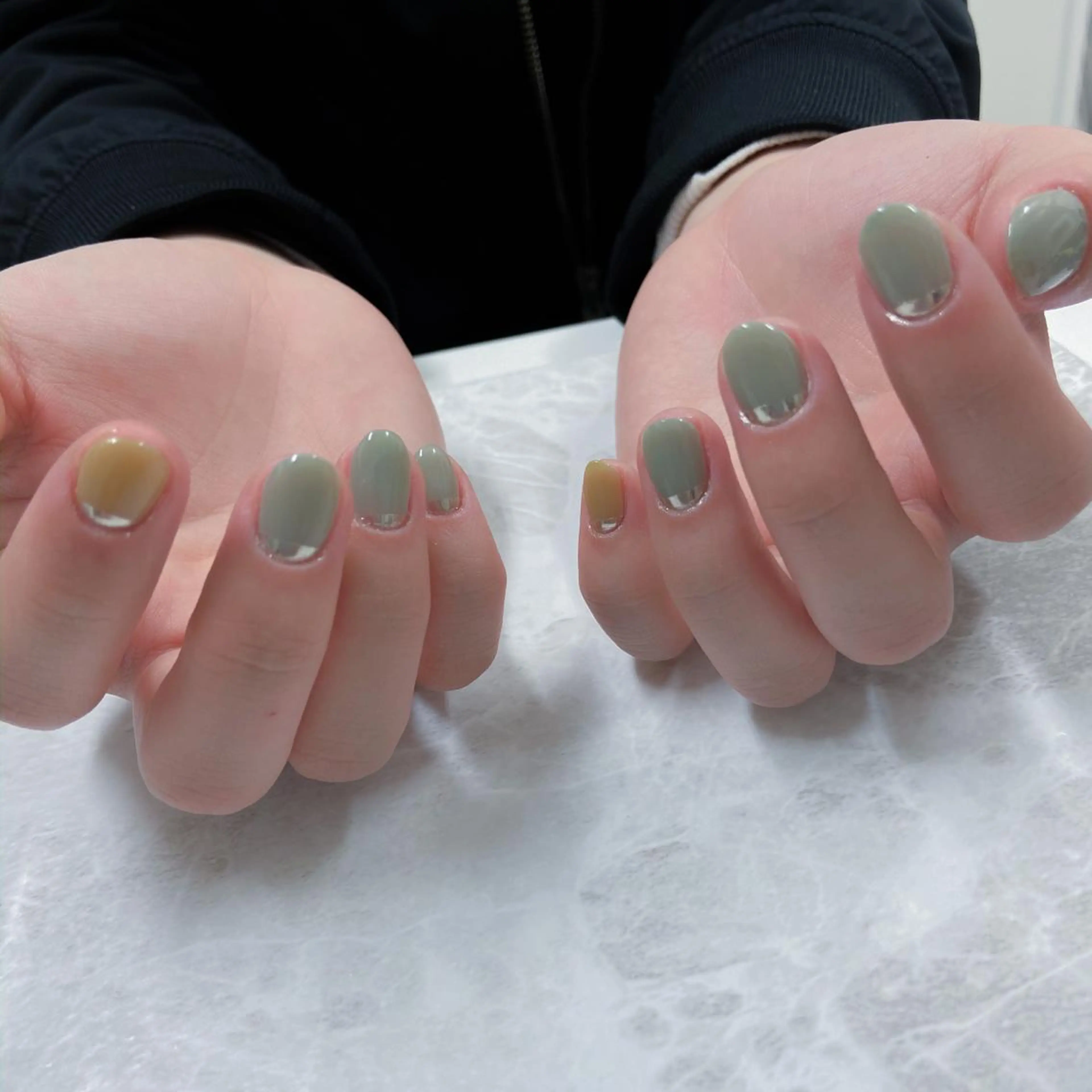 ネイル 黒沢 直子のネイルデザイン