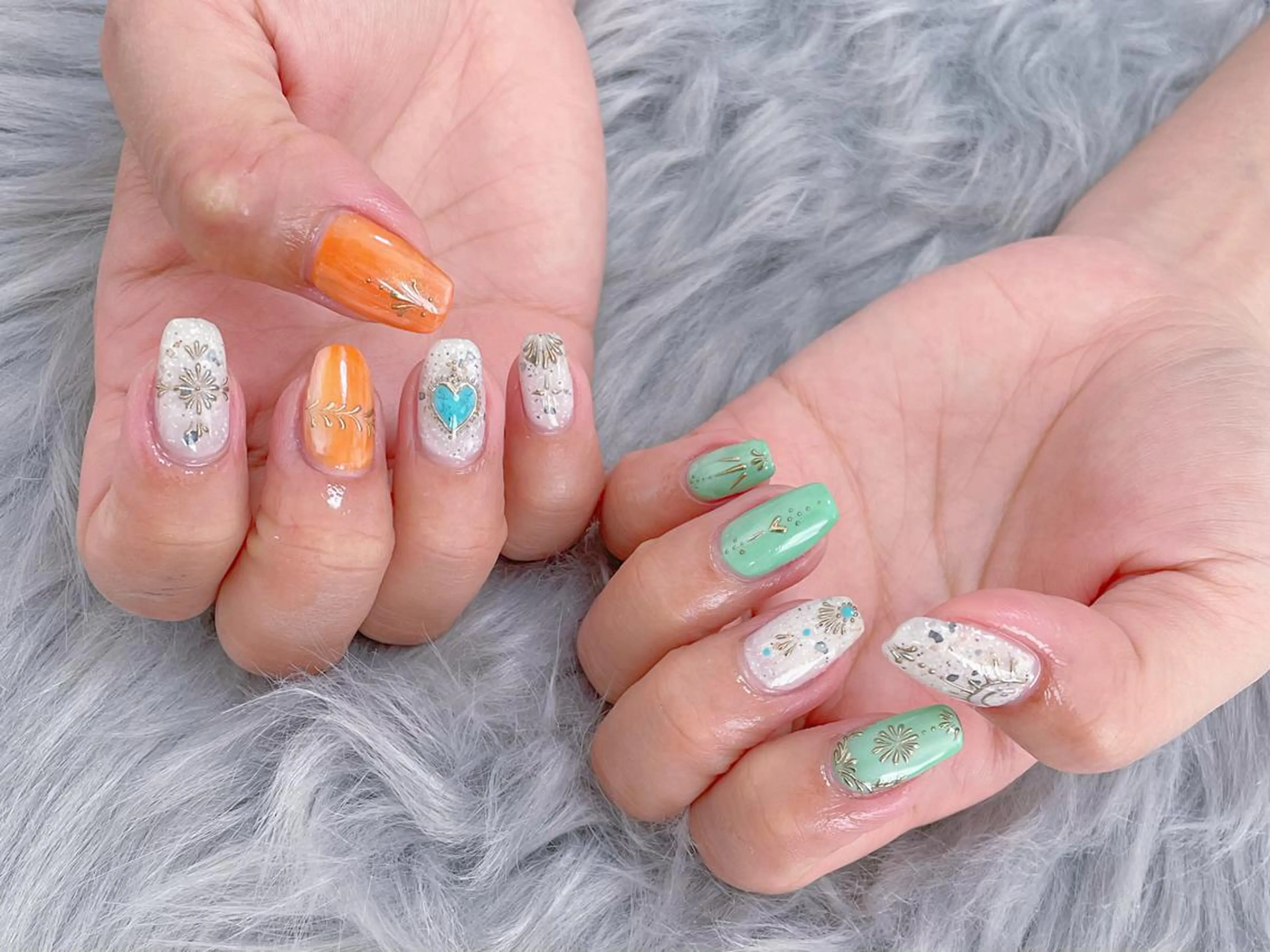 ネイル アートネイル ジェルネイル ミラーネイル ワンホンネイル Nina's nailのネイルデザイン