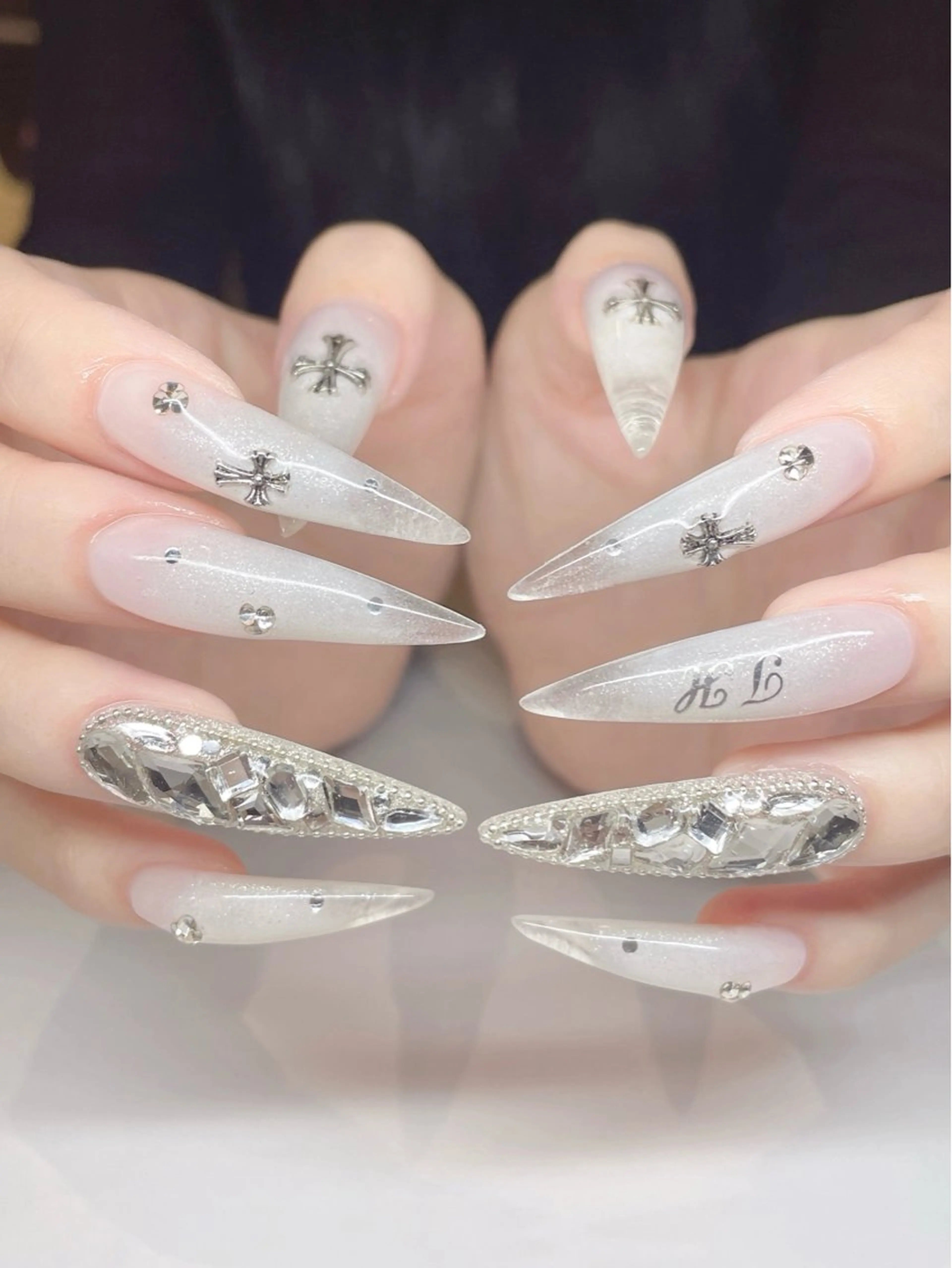 ネイル moca by Lee 心斎橋店所属・moca心斎橋 Mizuki🎀のネイルデザイン